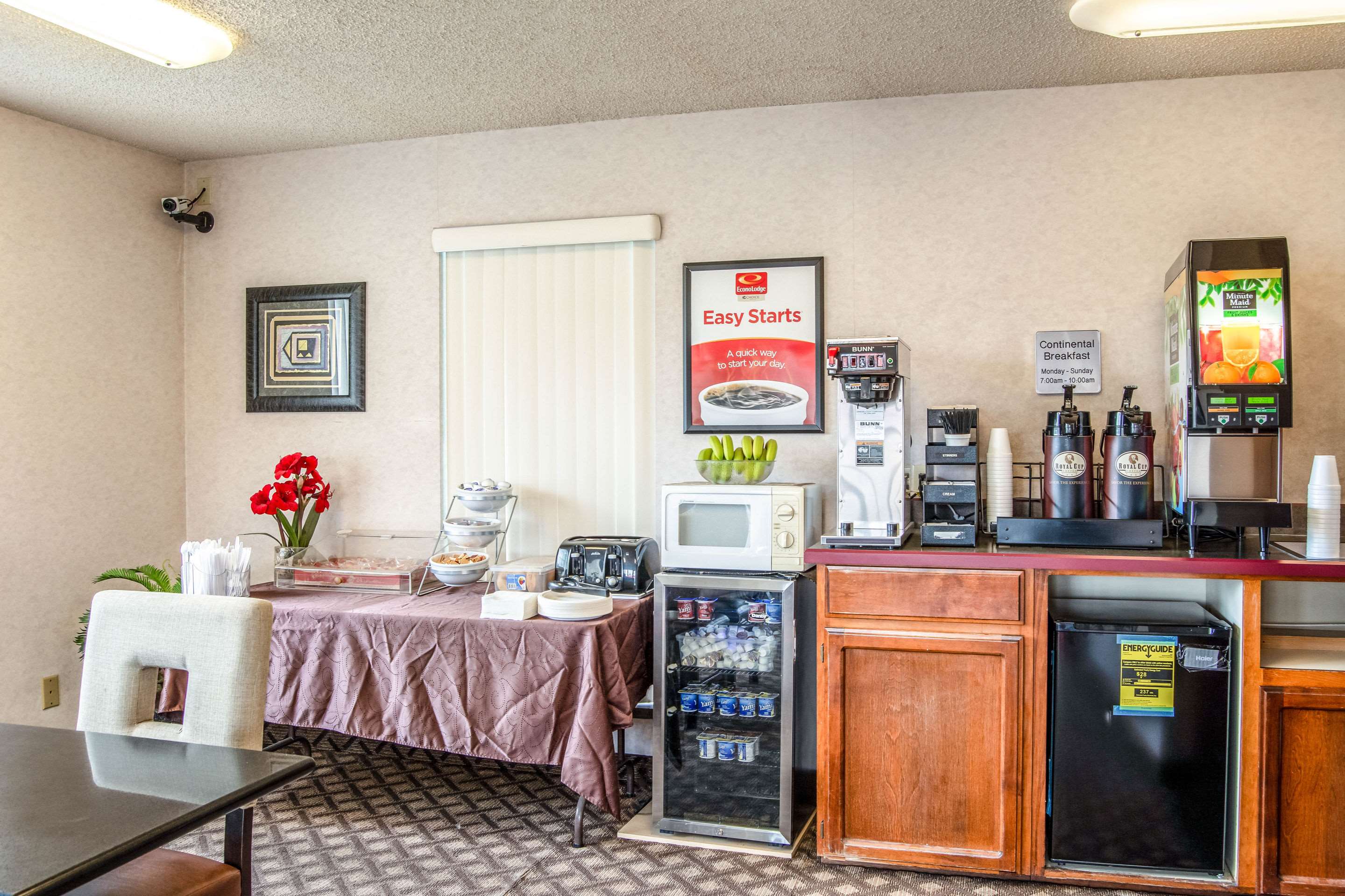 Breakfast area