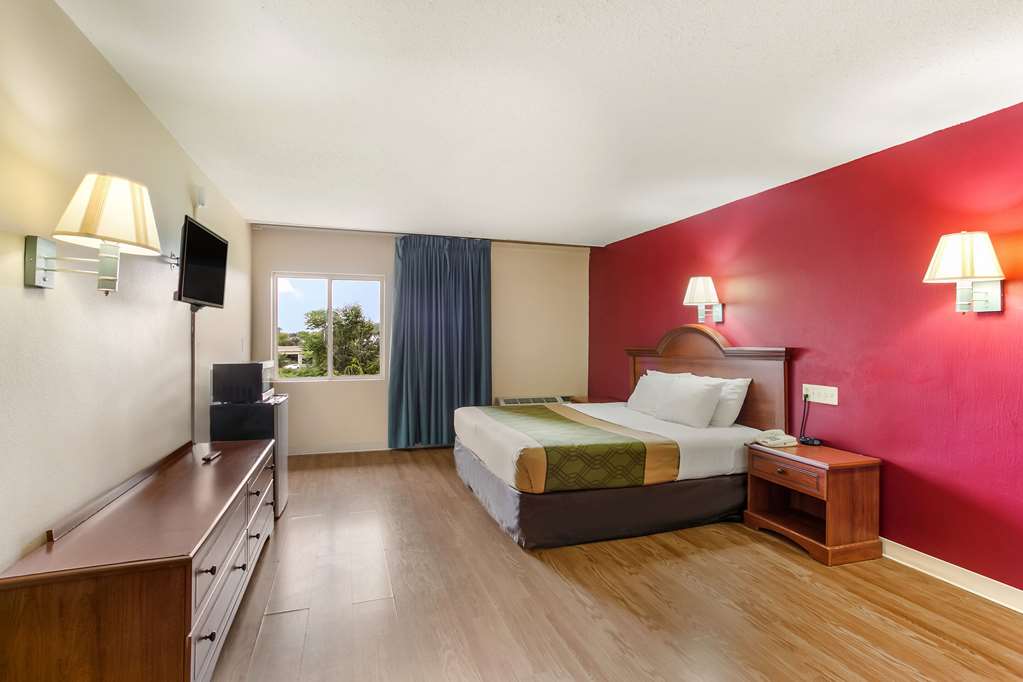 Guest room with king bed(s)