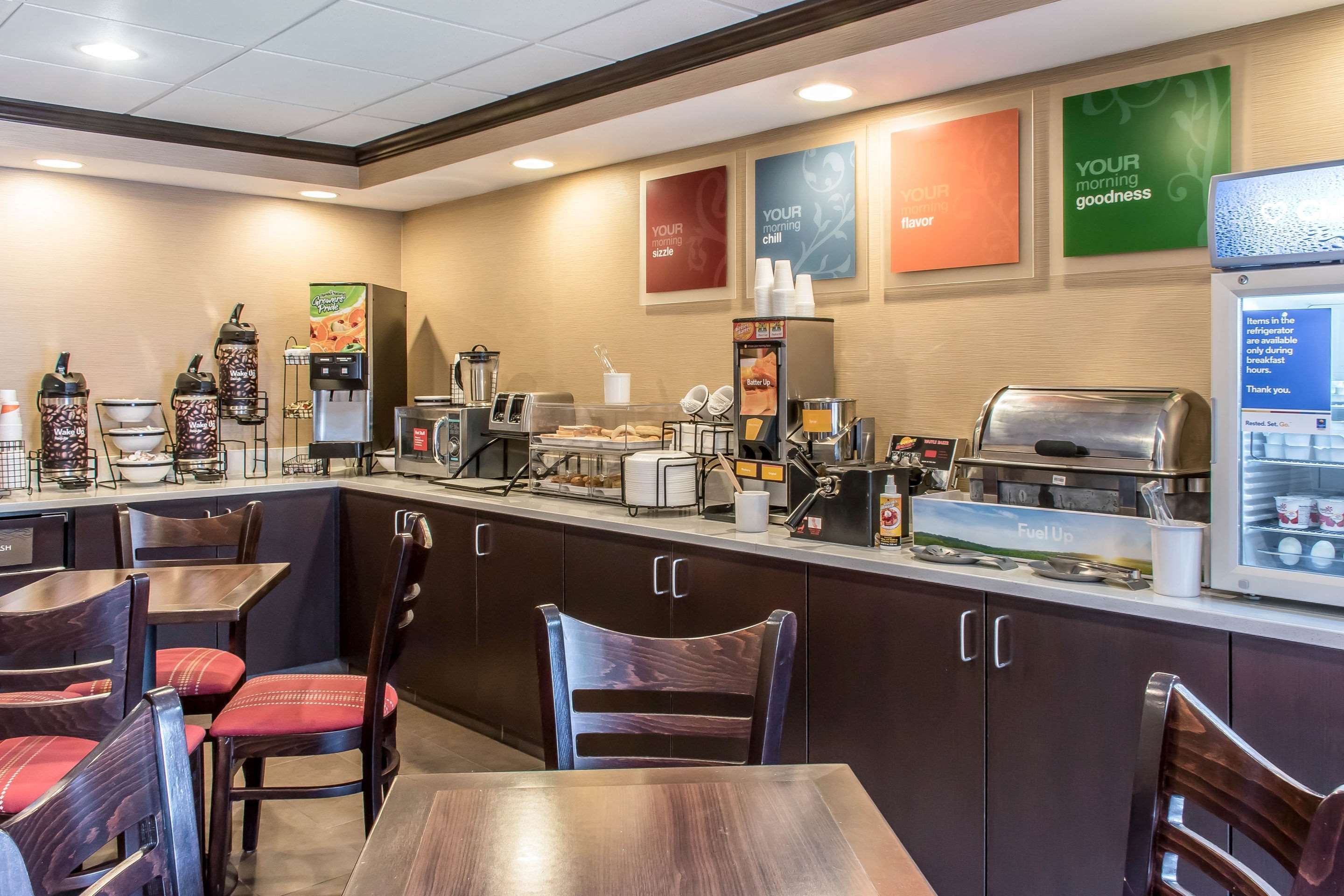 Assorted breakfast items | Comfort Inn