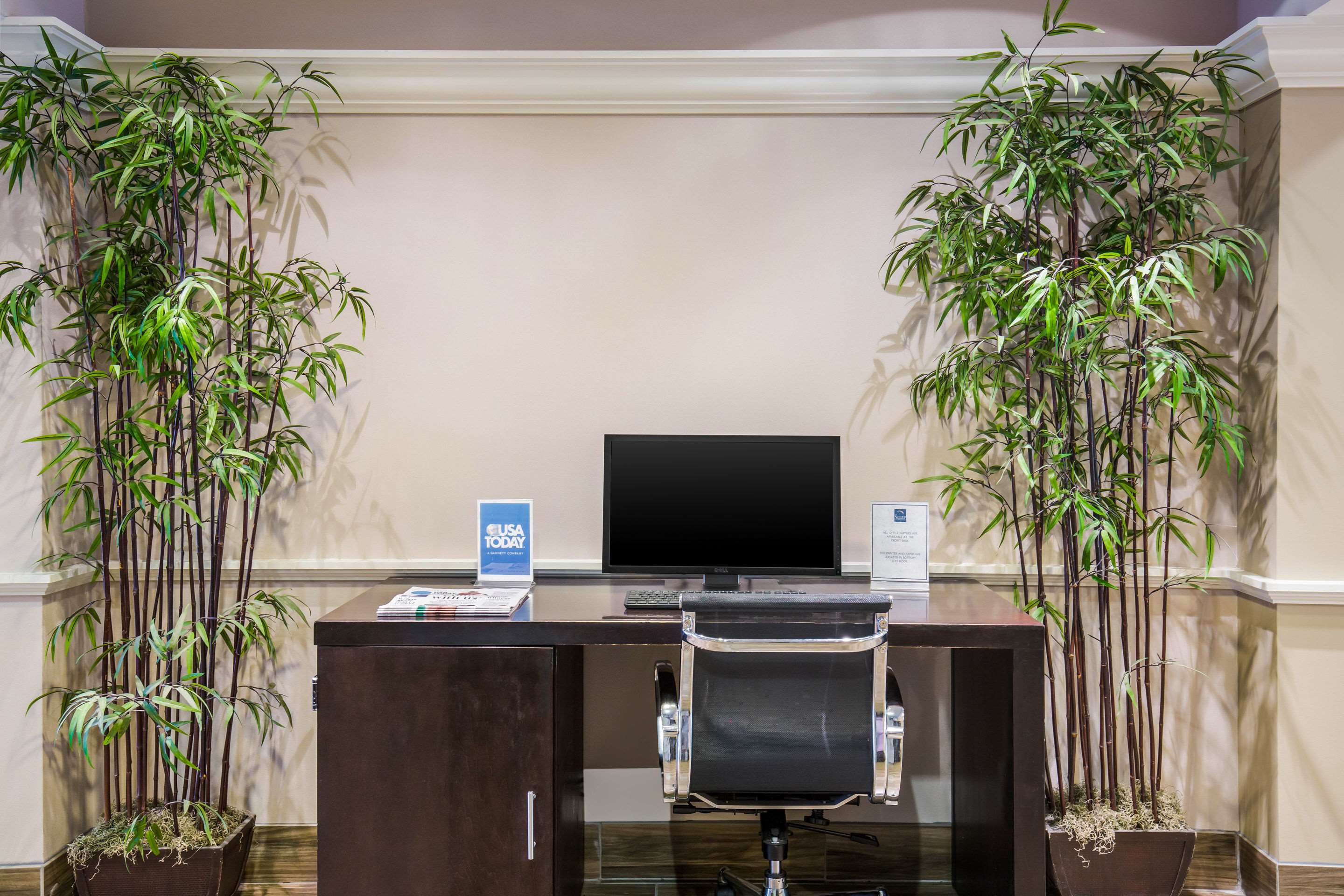 Business center | Sleep Inn & Suites Dunmore