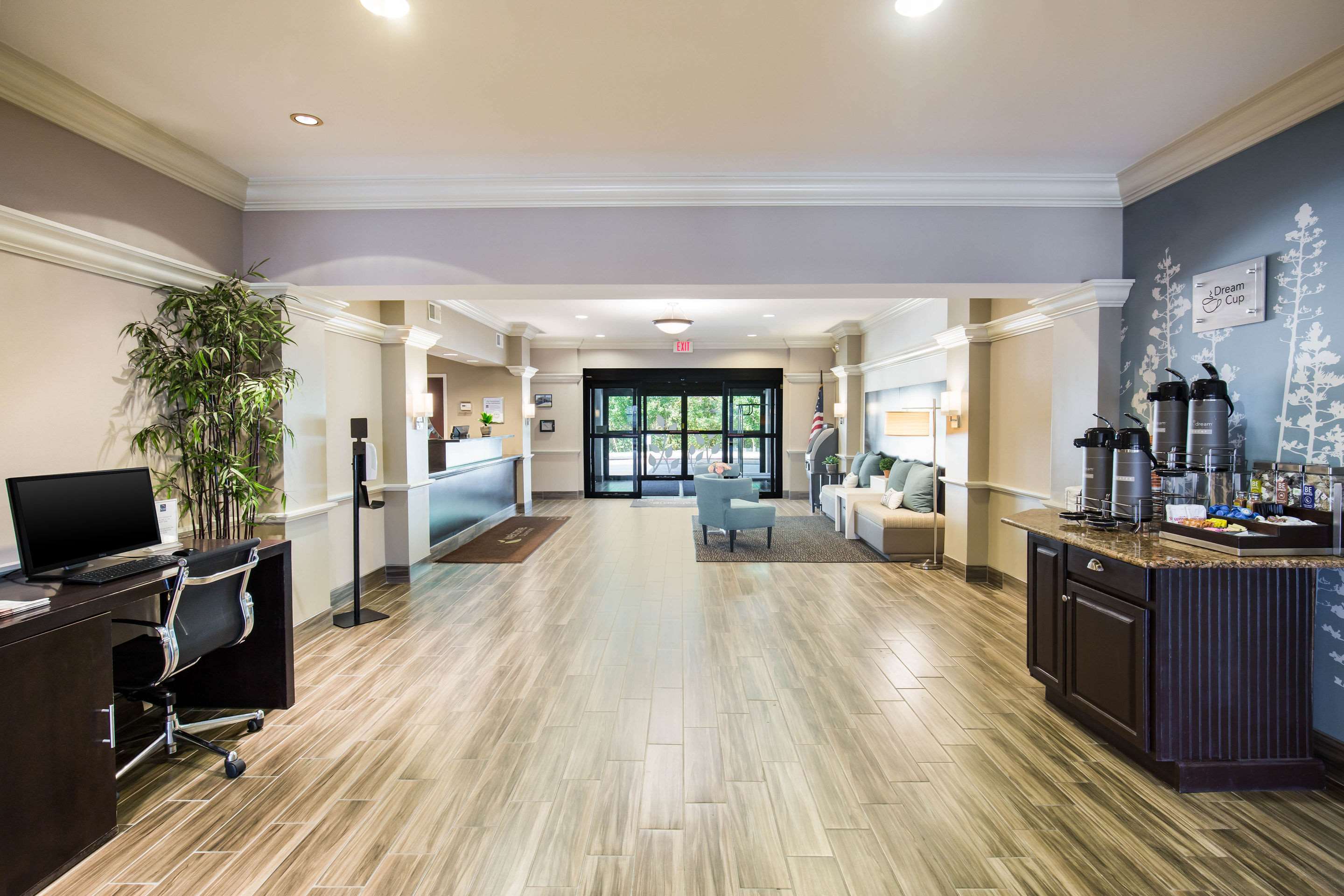 Hotel lobby | Sleep Inn & Suites Dunmore