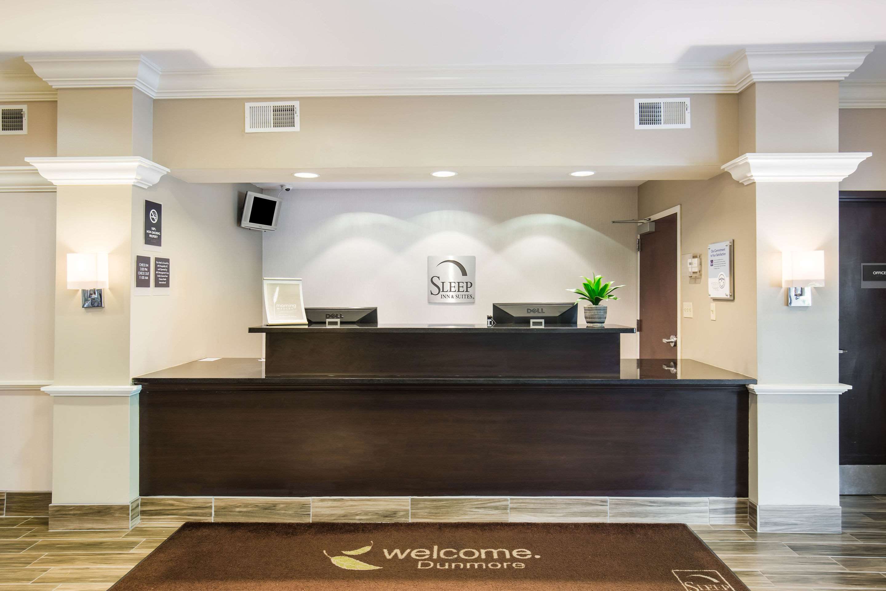 Front desk | Sleep Inn & Suites Dunmore