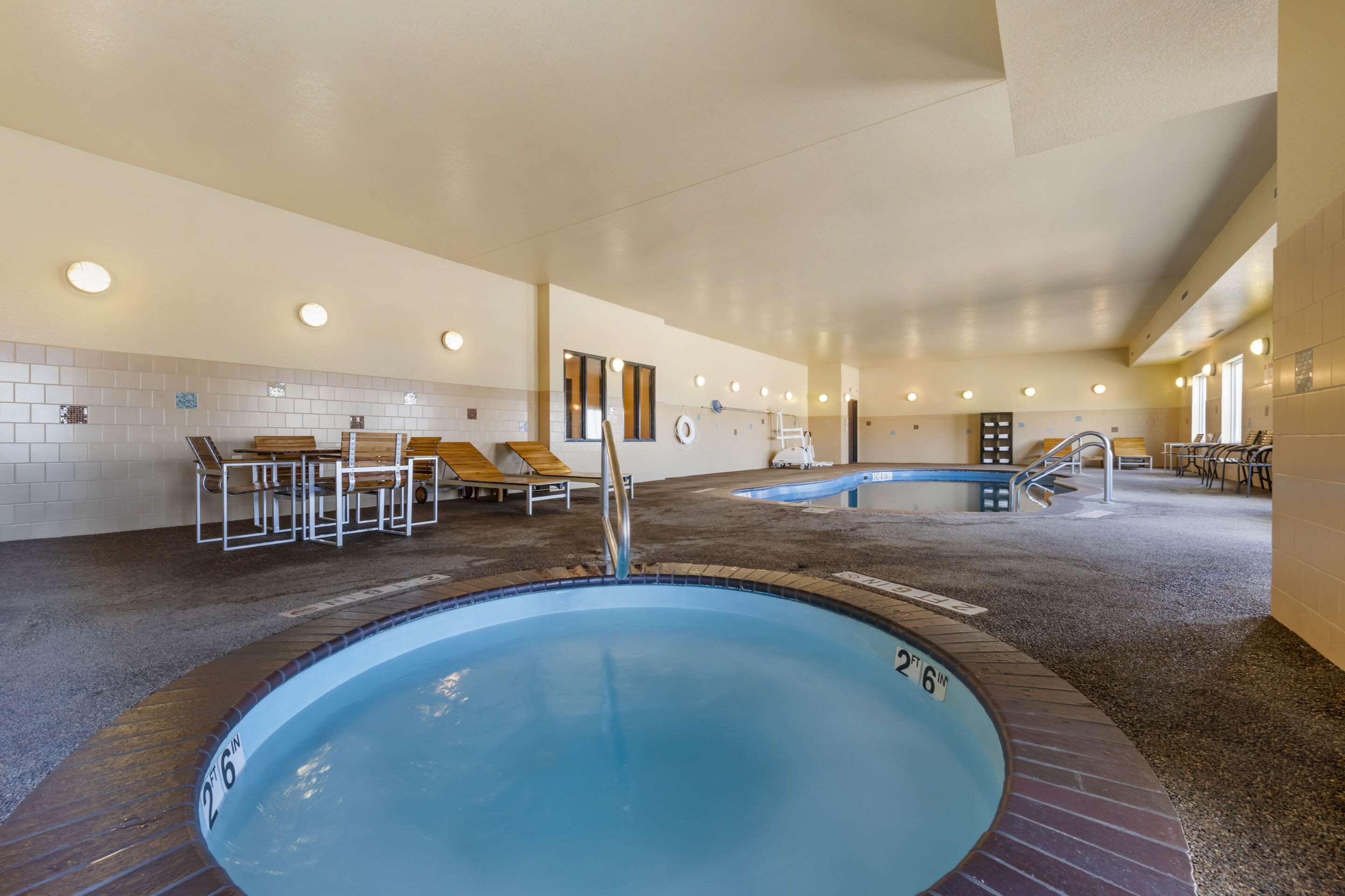 Indoor pool with hot tub
