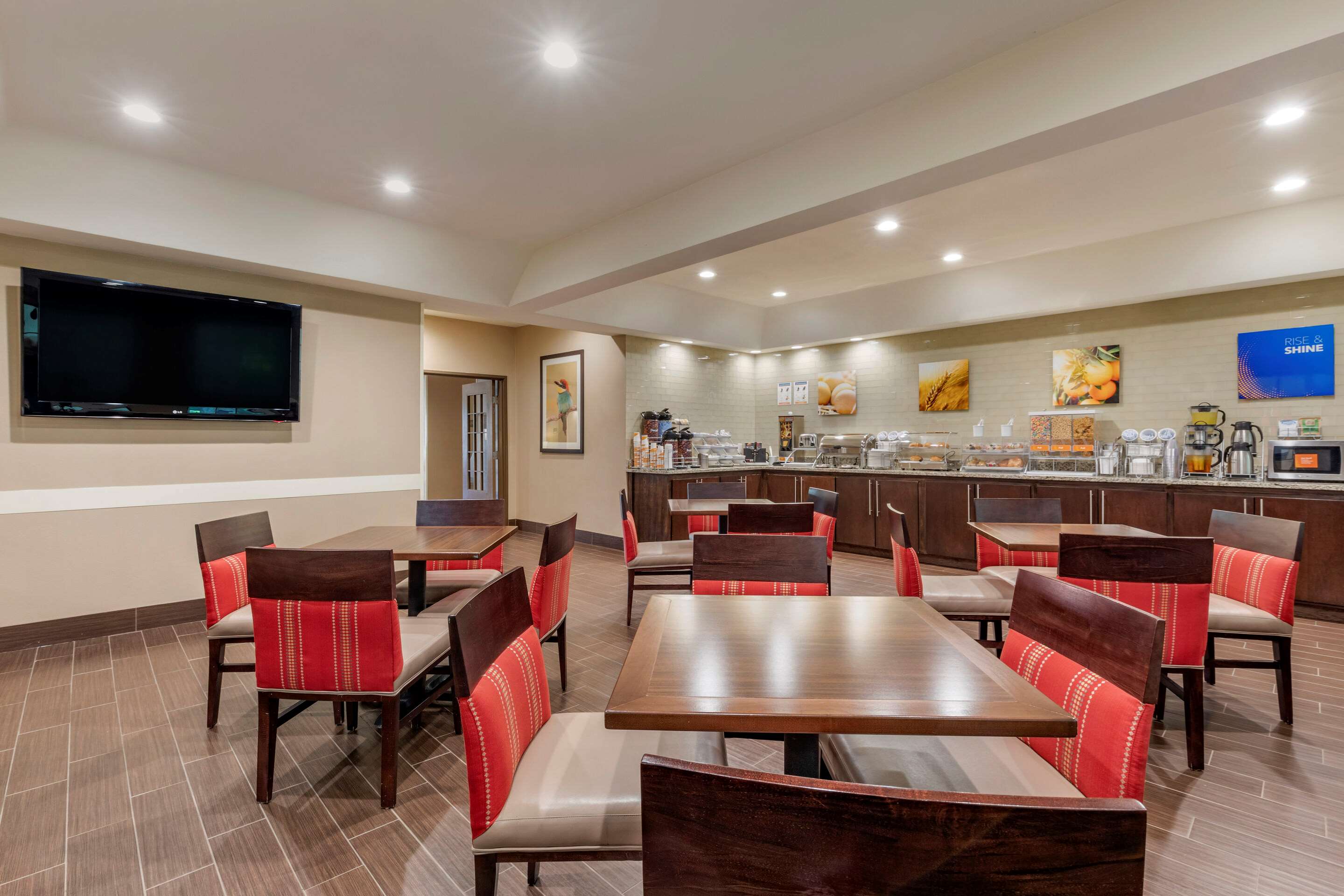 Breakfast area