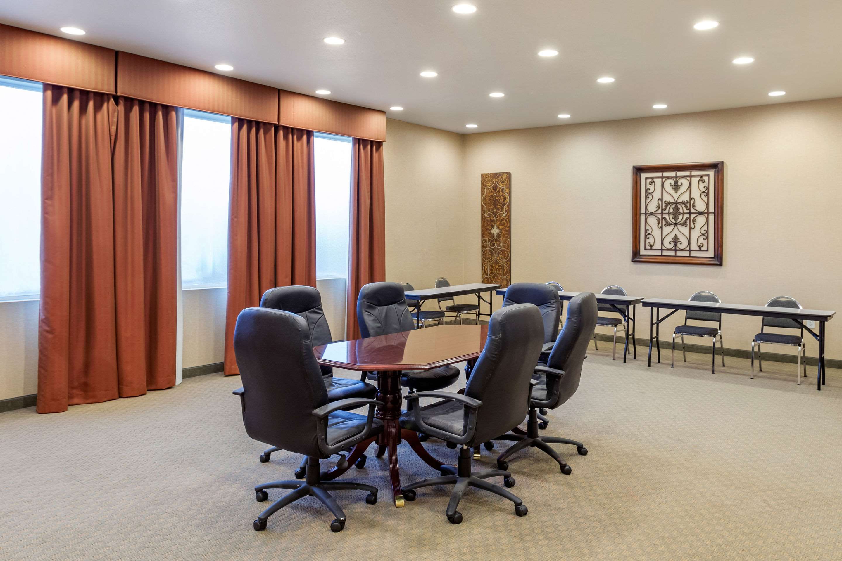 Meeting room | Quality Inn & Suites La Porte