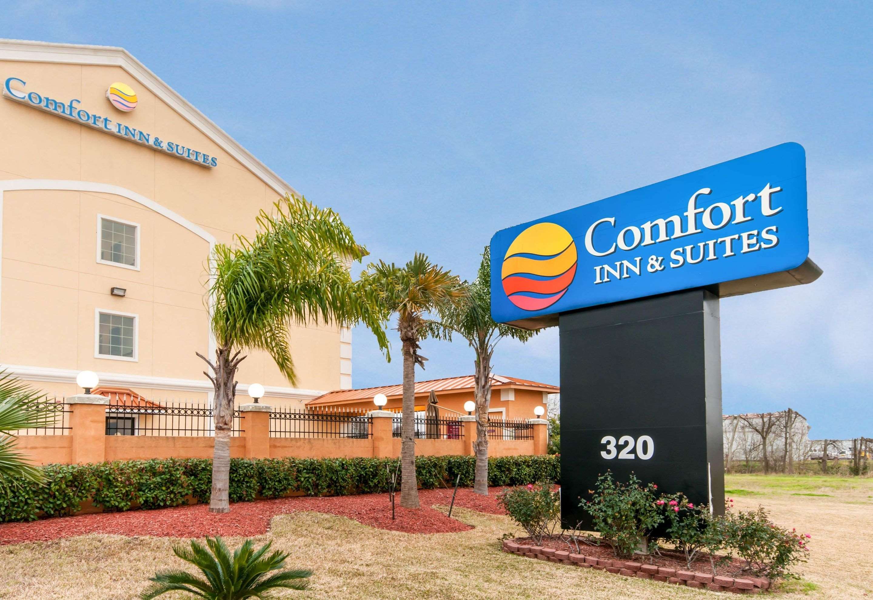 Hotel exterior | Best Western Texas City