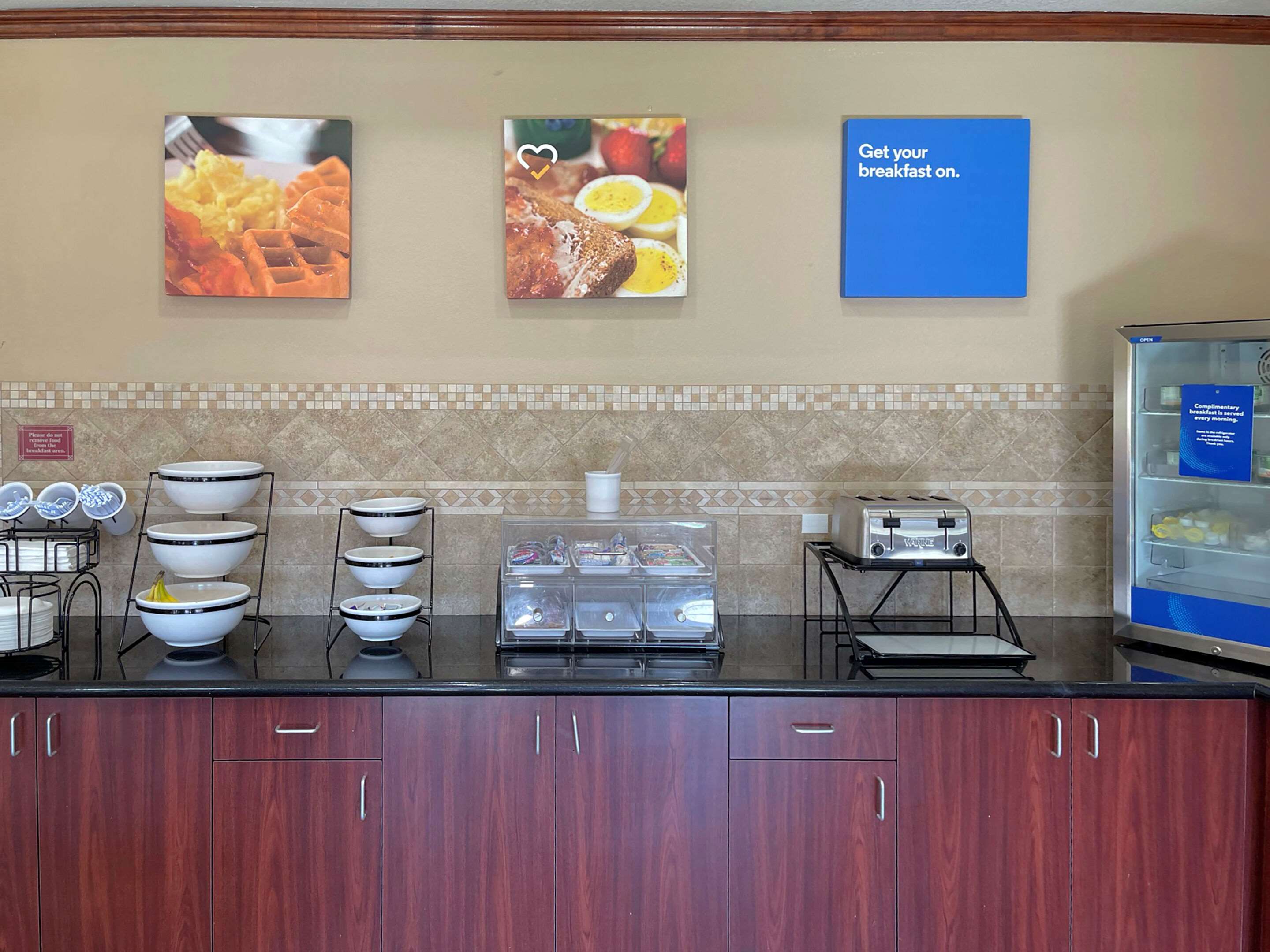 Breakfast counter | Best Western Texas City