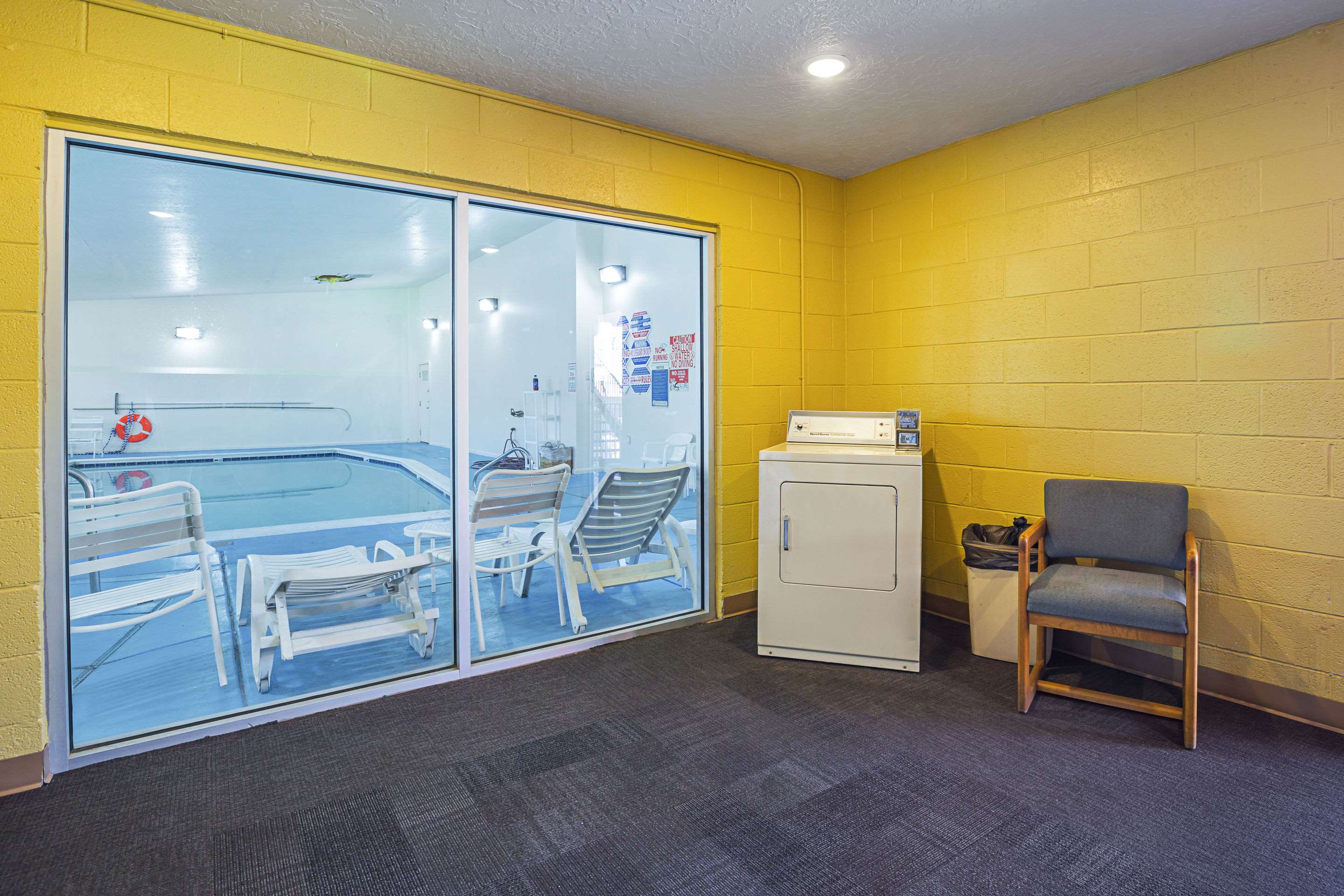 Guest laundry facilities | Rodeway Inn Cedar City