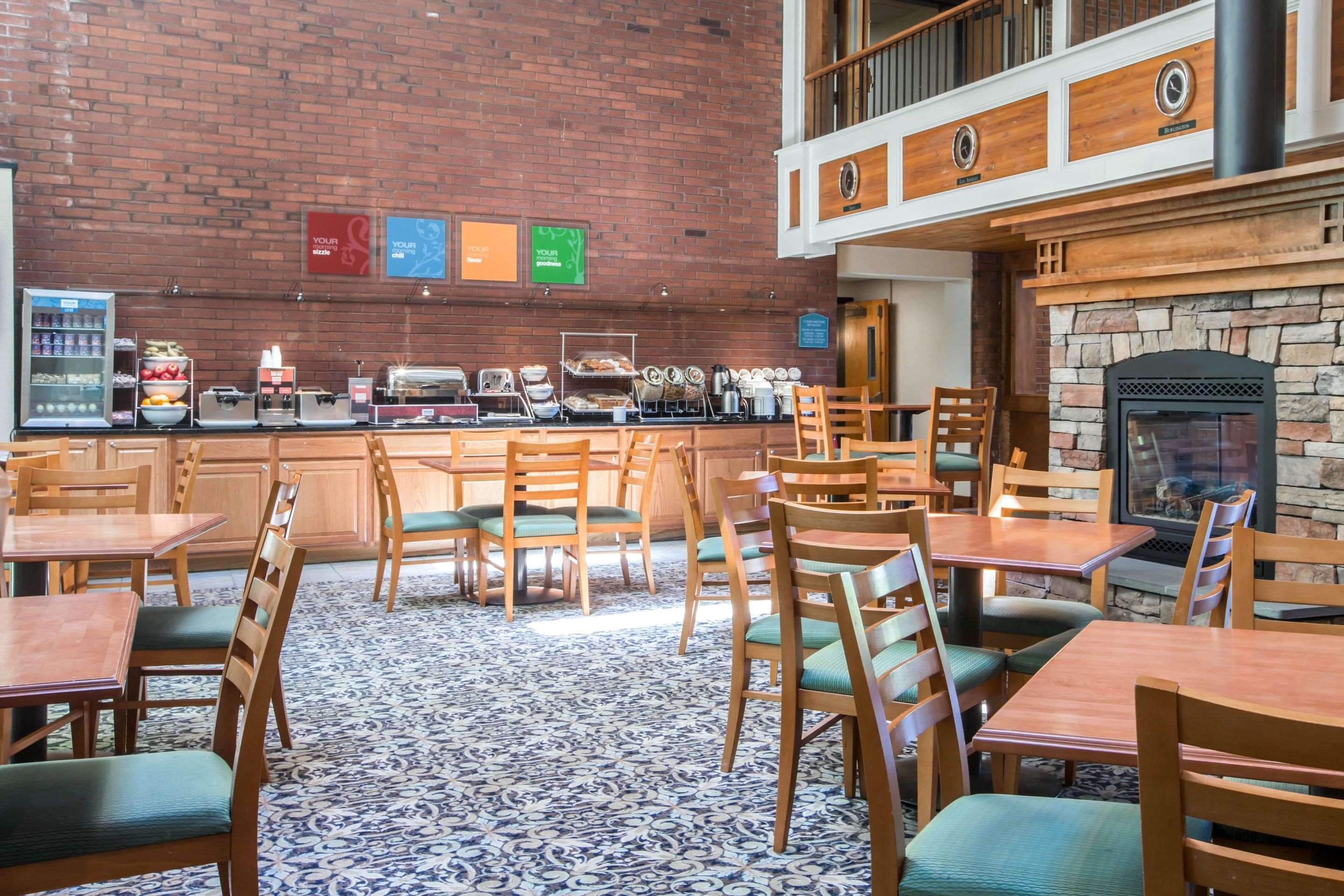 Breakfast area