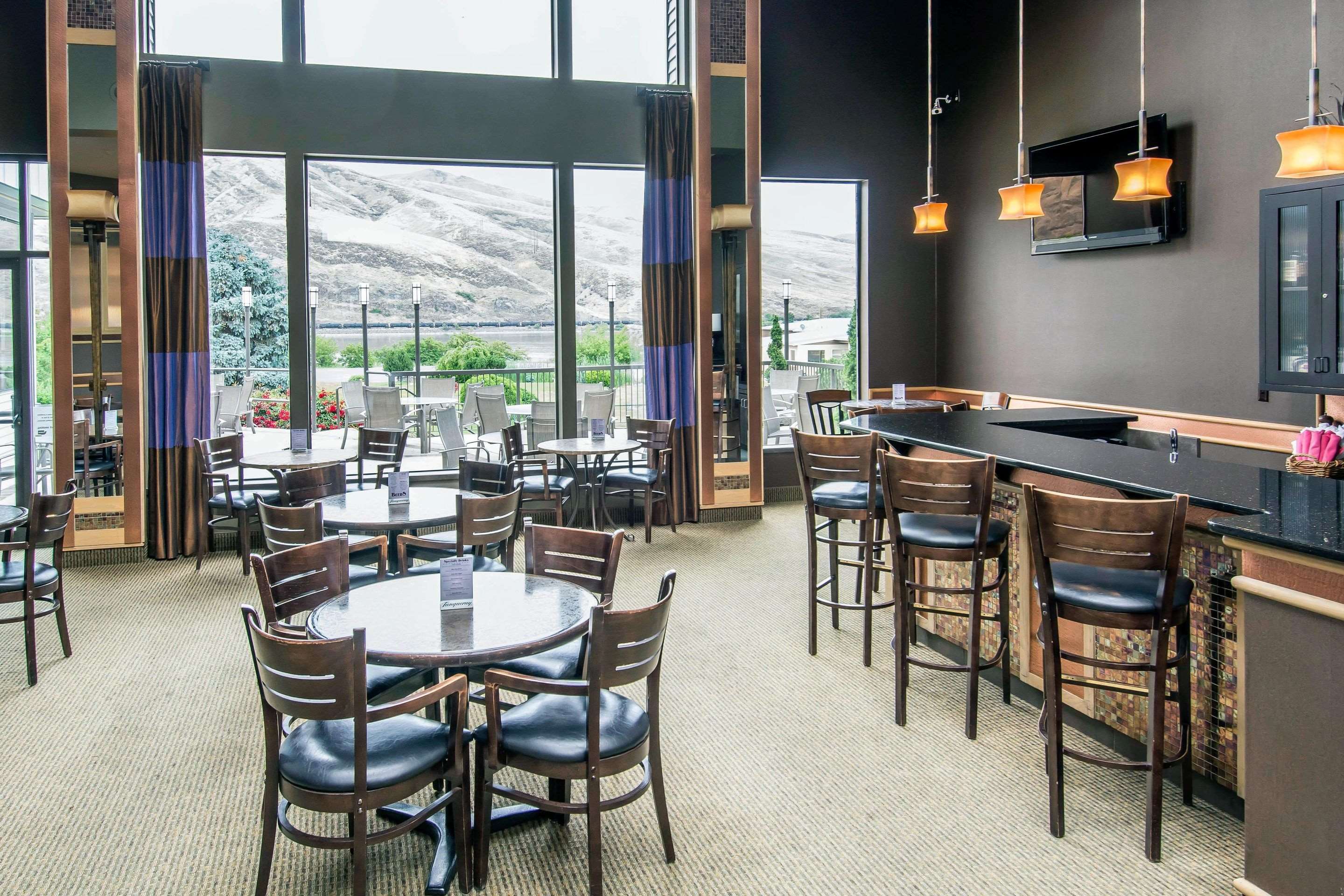 Enjoy the on-site bar
