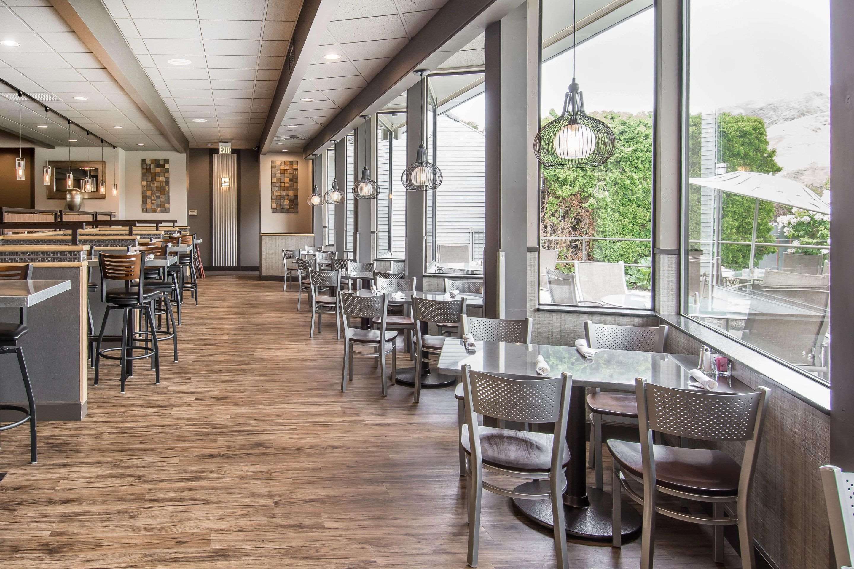 Hotel restaurant