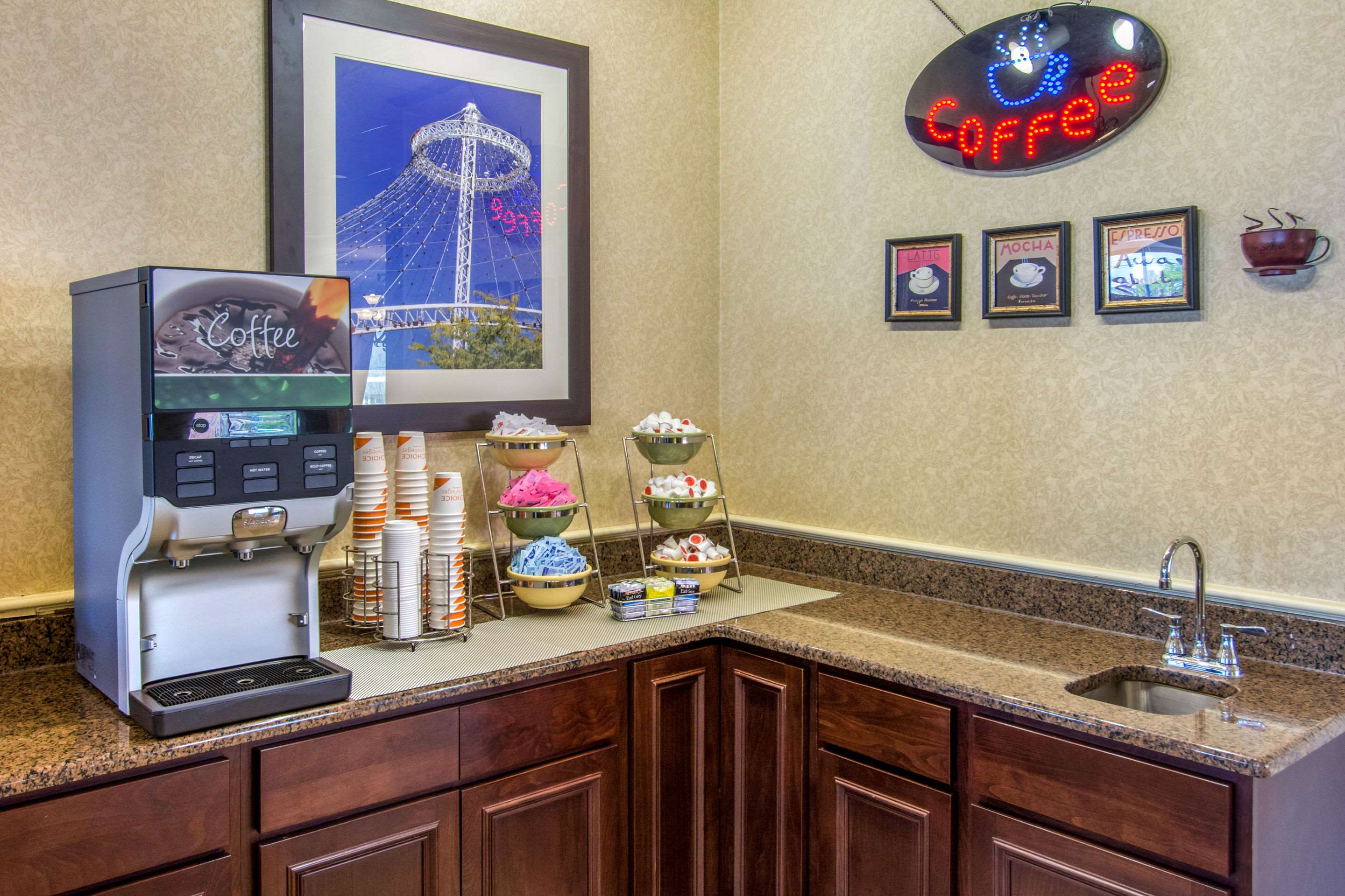 Breakfast area