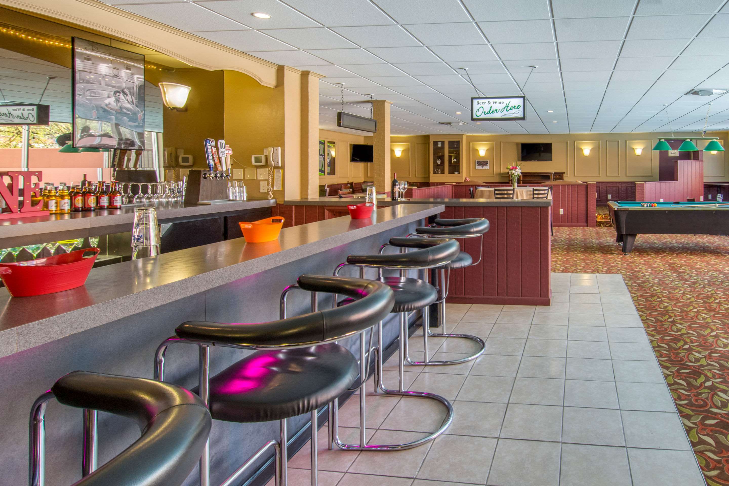 Hotel bar