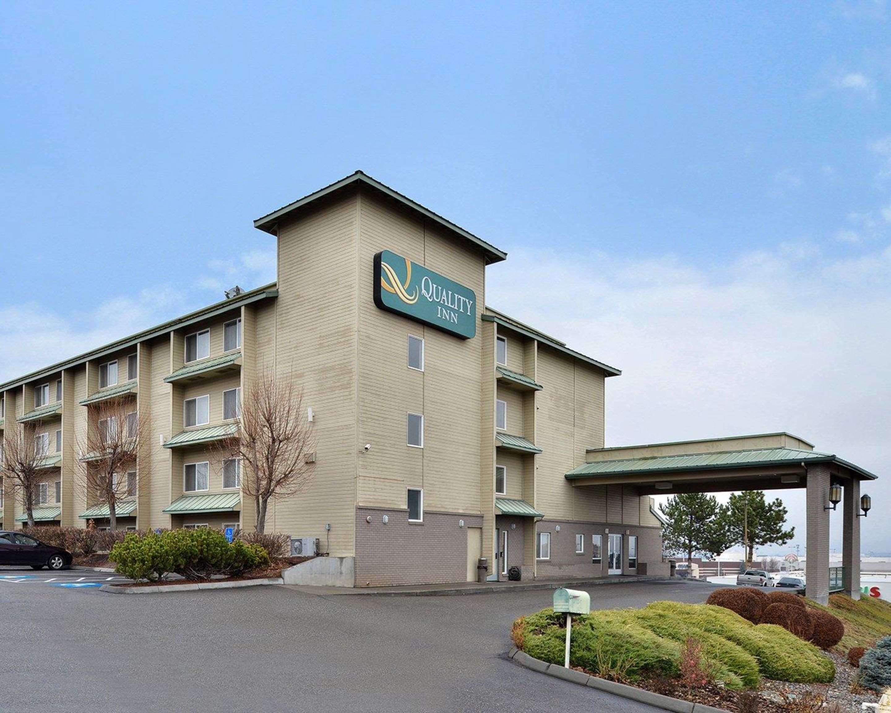 Hotel exterior | Quality Inn Kennewick