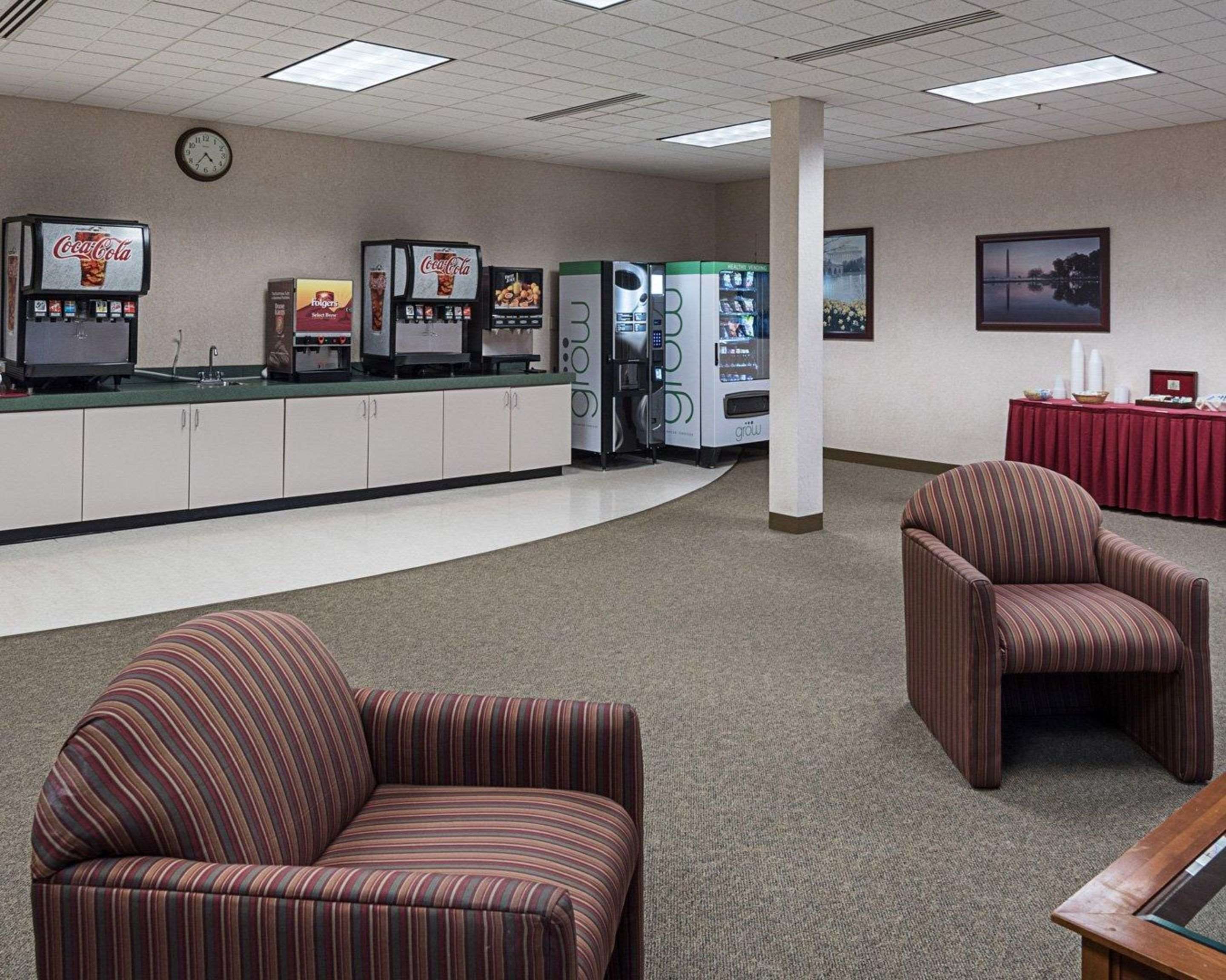 Lobby with sitting area