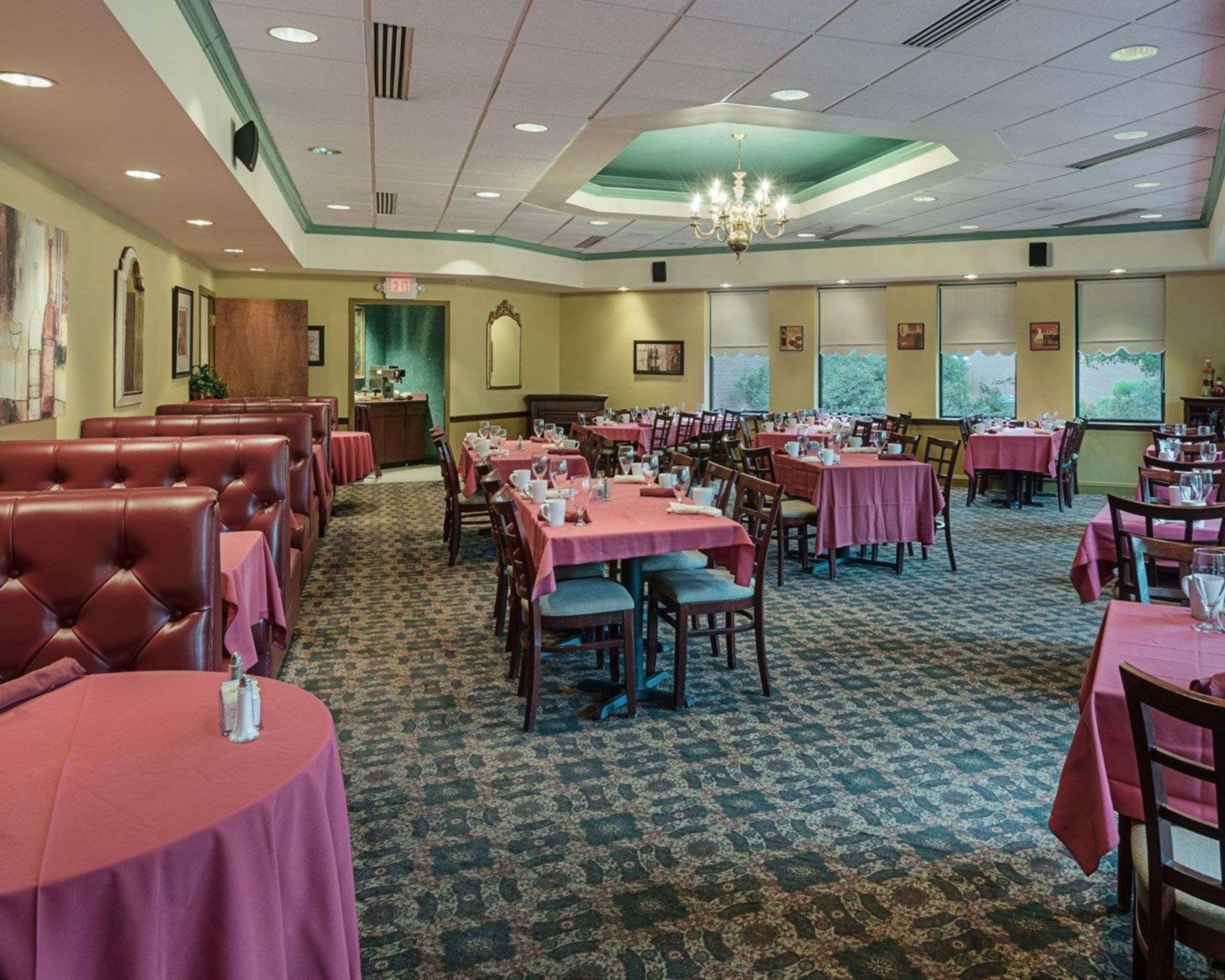 Restaurant and cocktail lounge