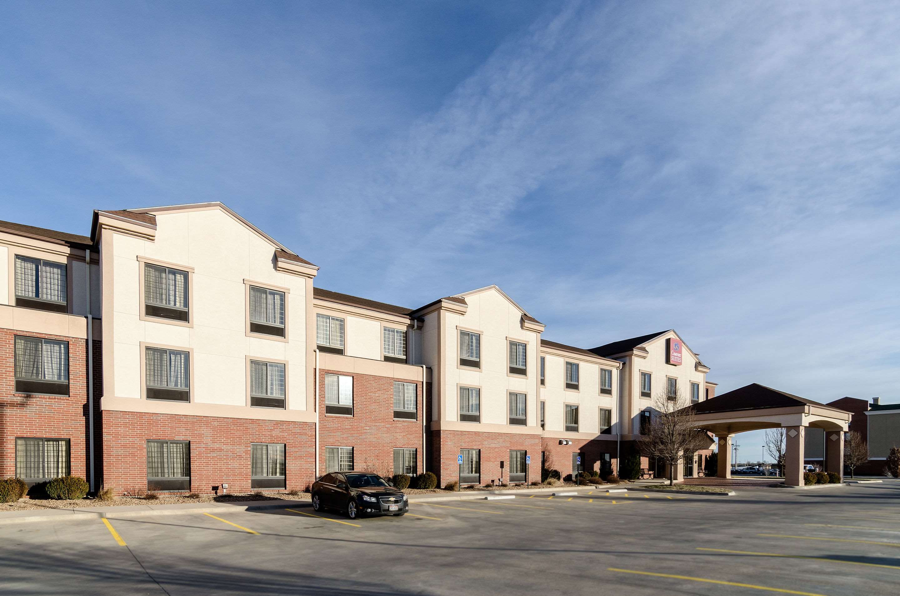 Exterior | Baymont by Wyndham Pratt