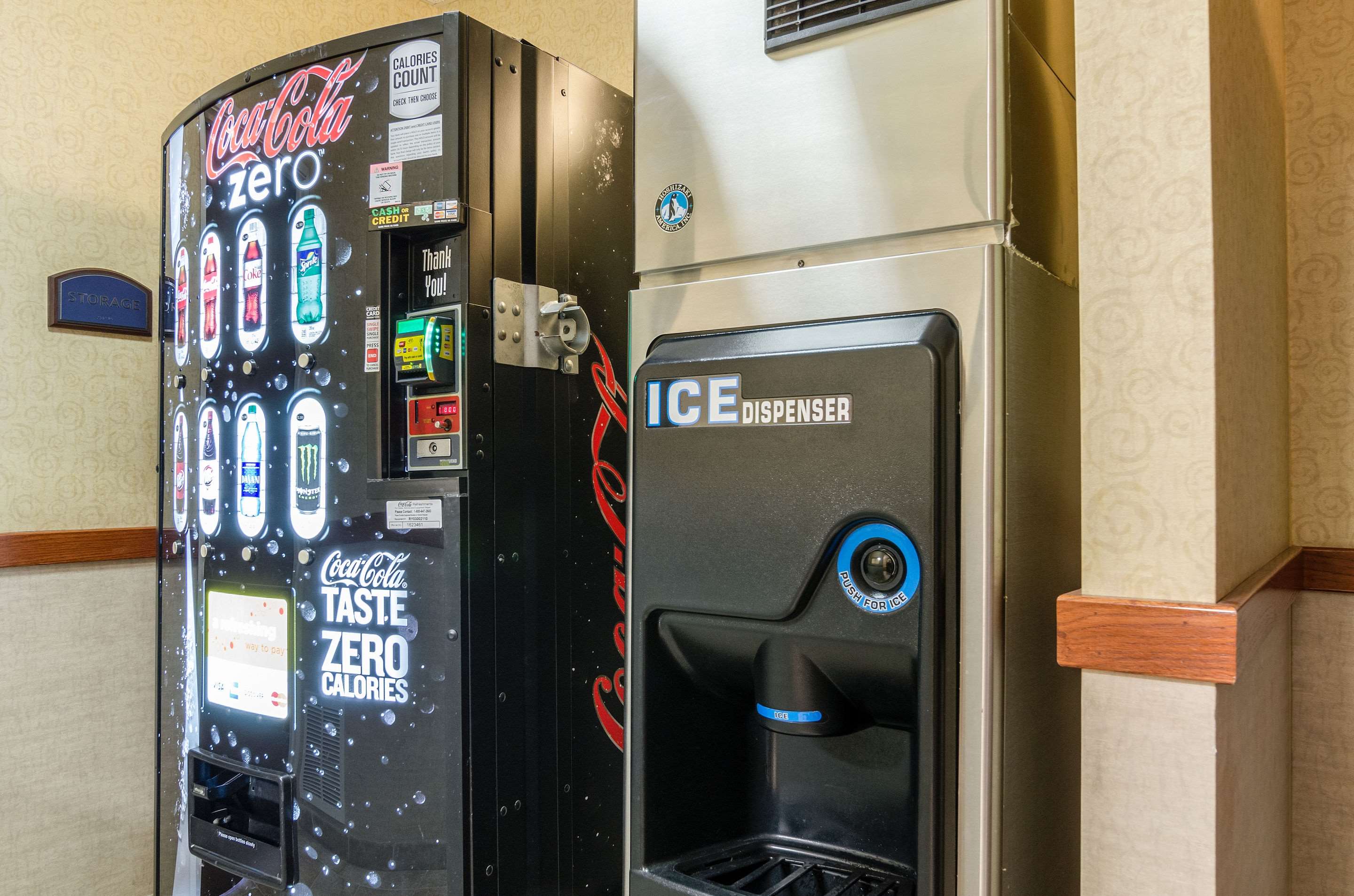 Vending | Baymont by Wyndham Pratt