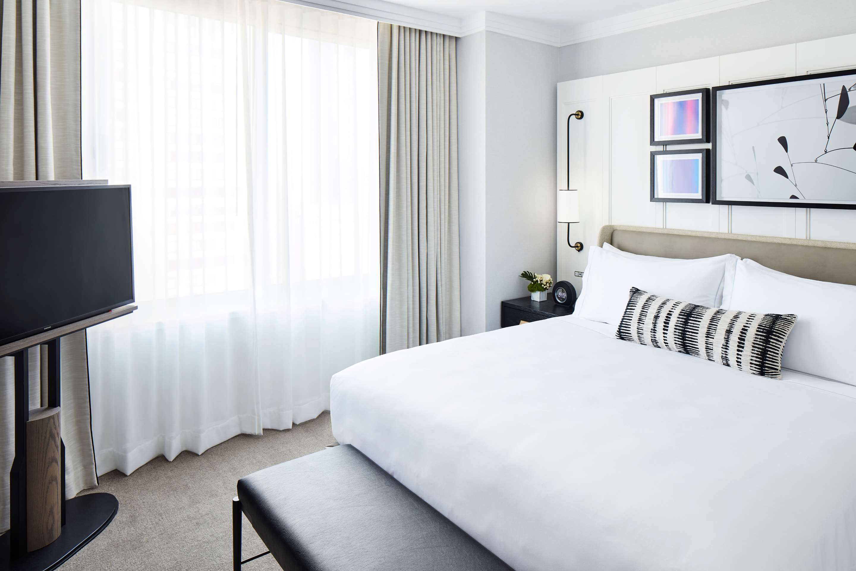 Guest room