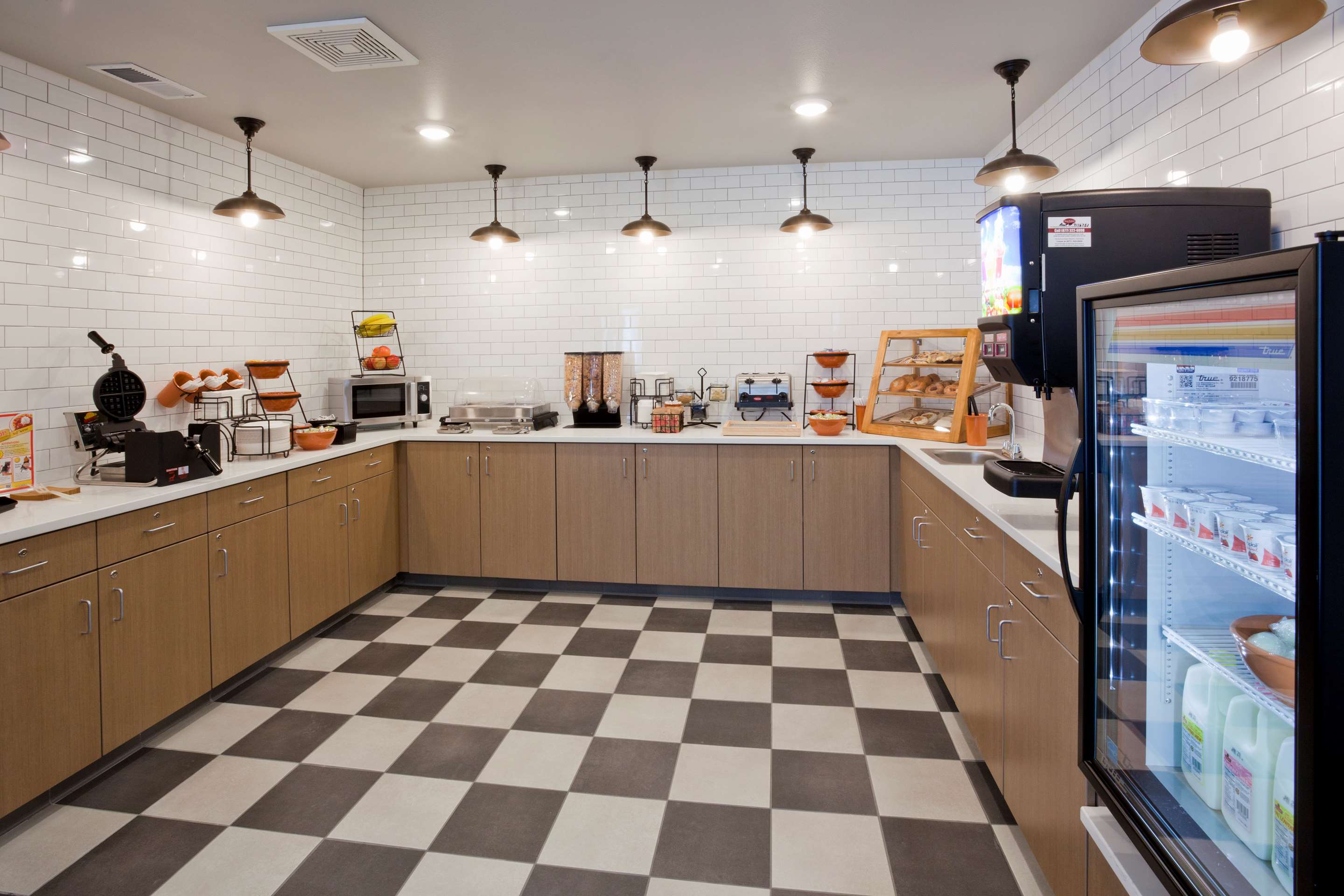 GrandStay Cannon Falls Breakfast Ser | GrandStay Cannon Falls