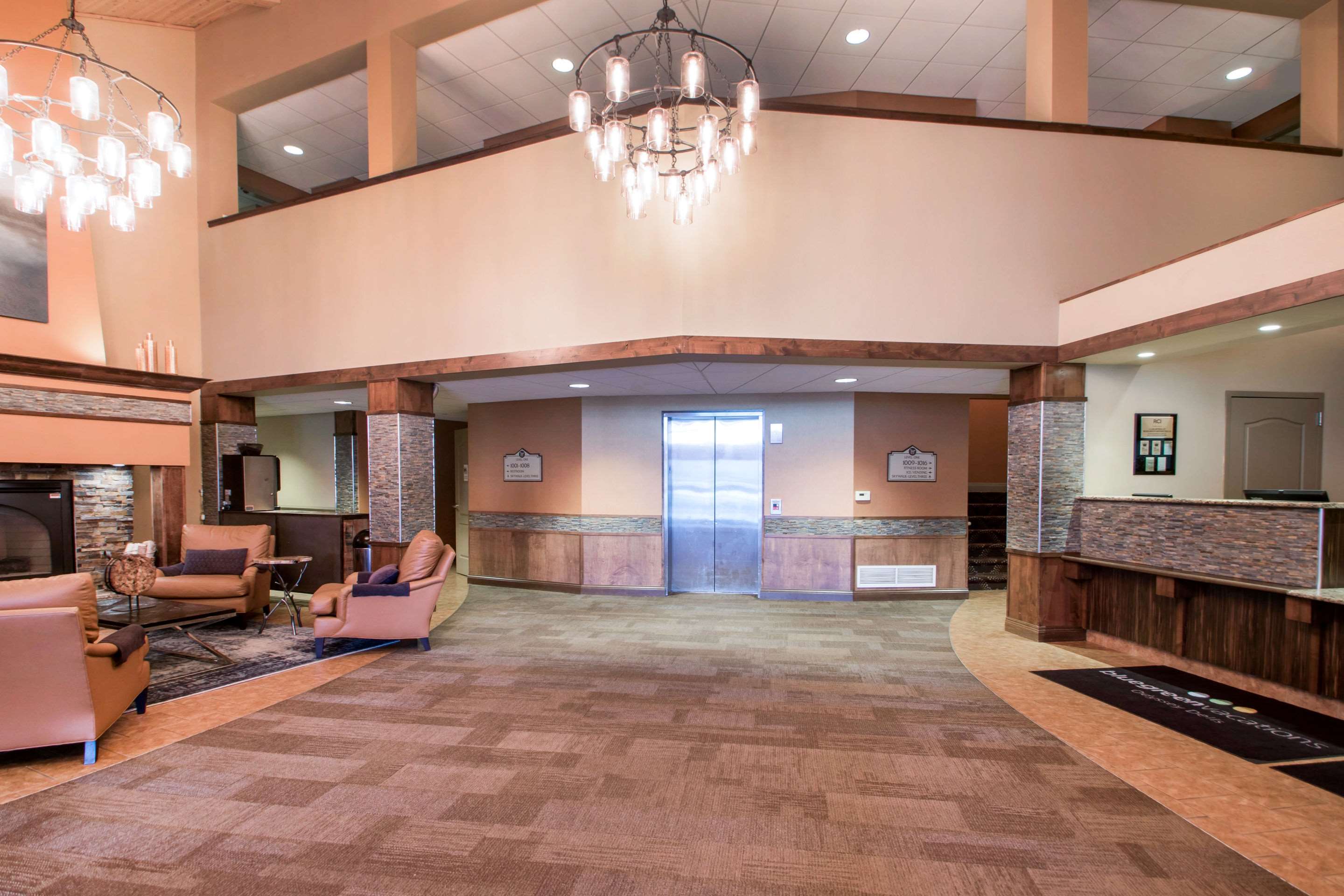 Lobby at Bluegreen Odyssey Dells | Bluegreen Vacations Odyssey Dells Resort