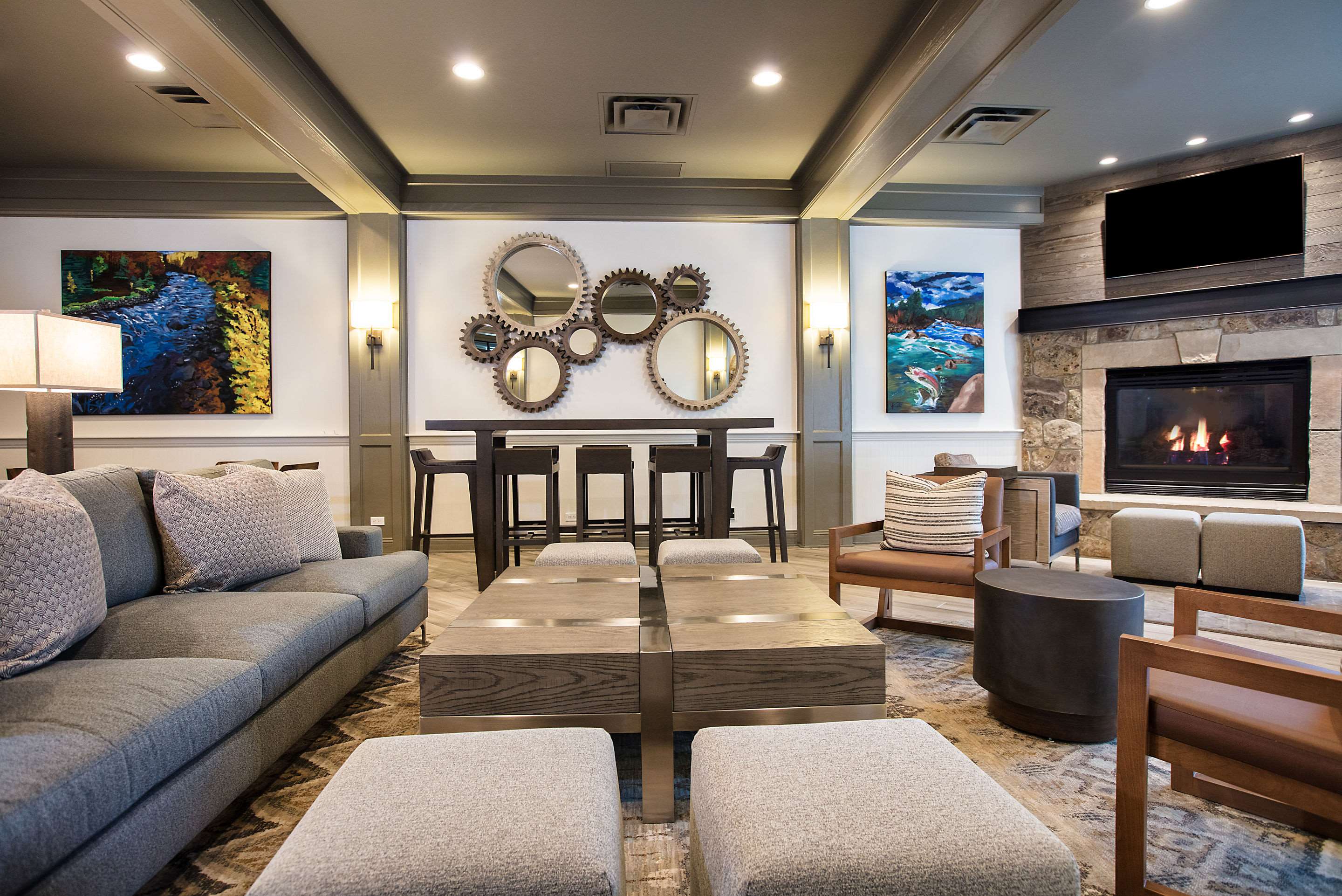 Spacious lobby with sitting area