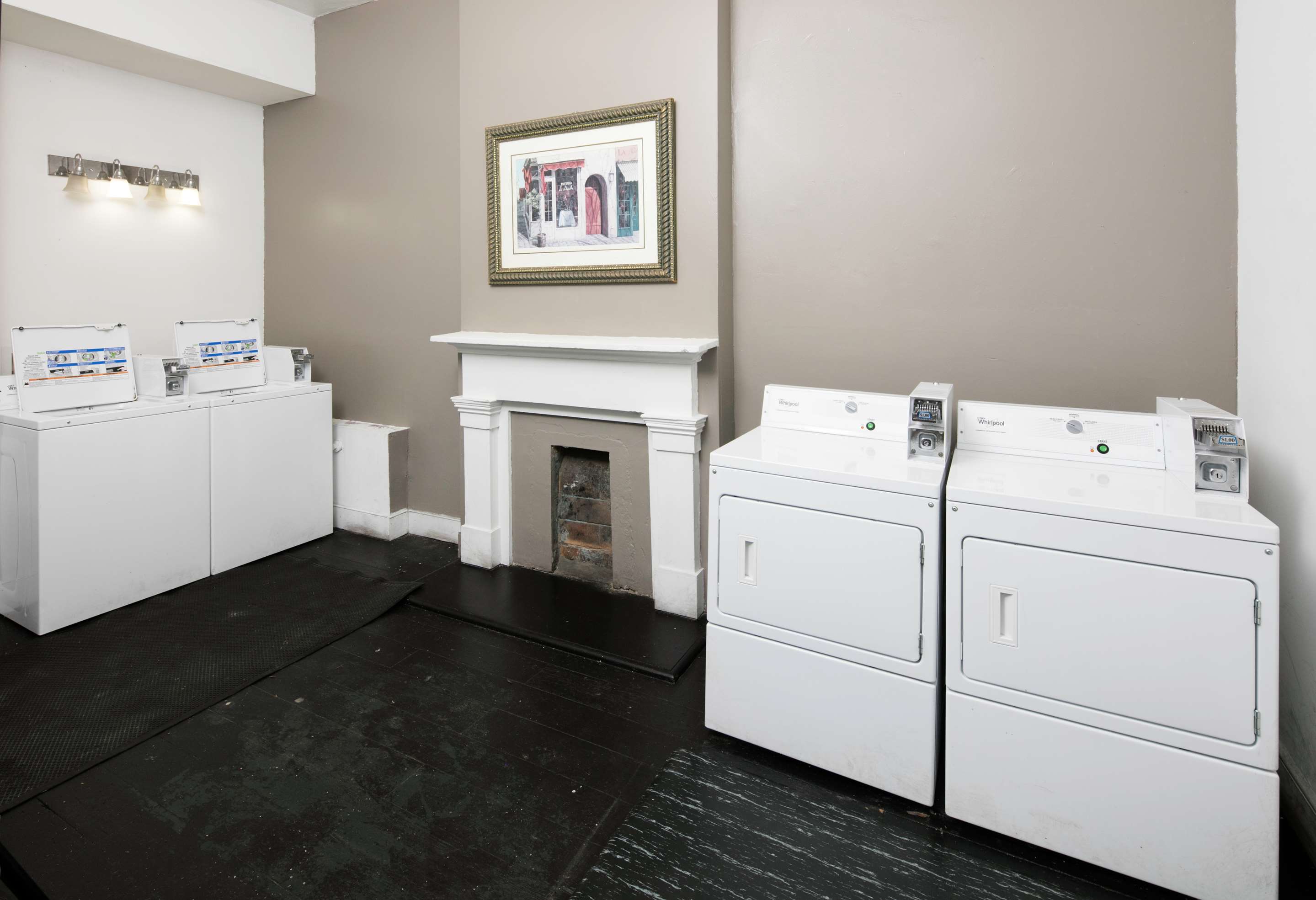 LAMSTCH Laundry