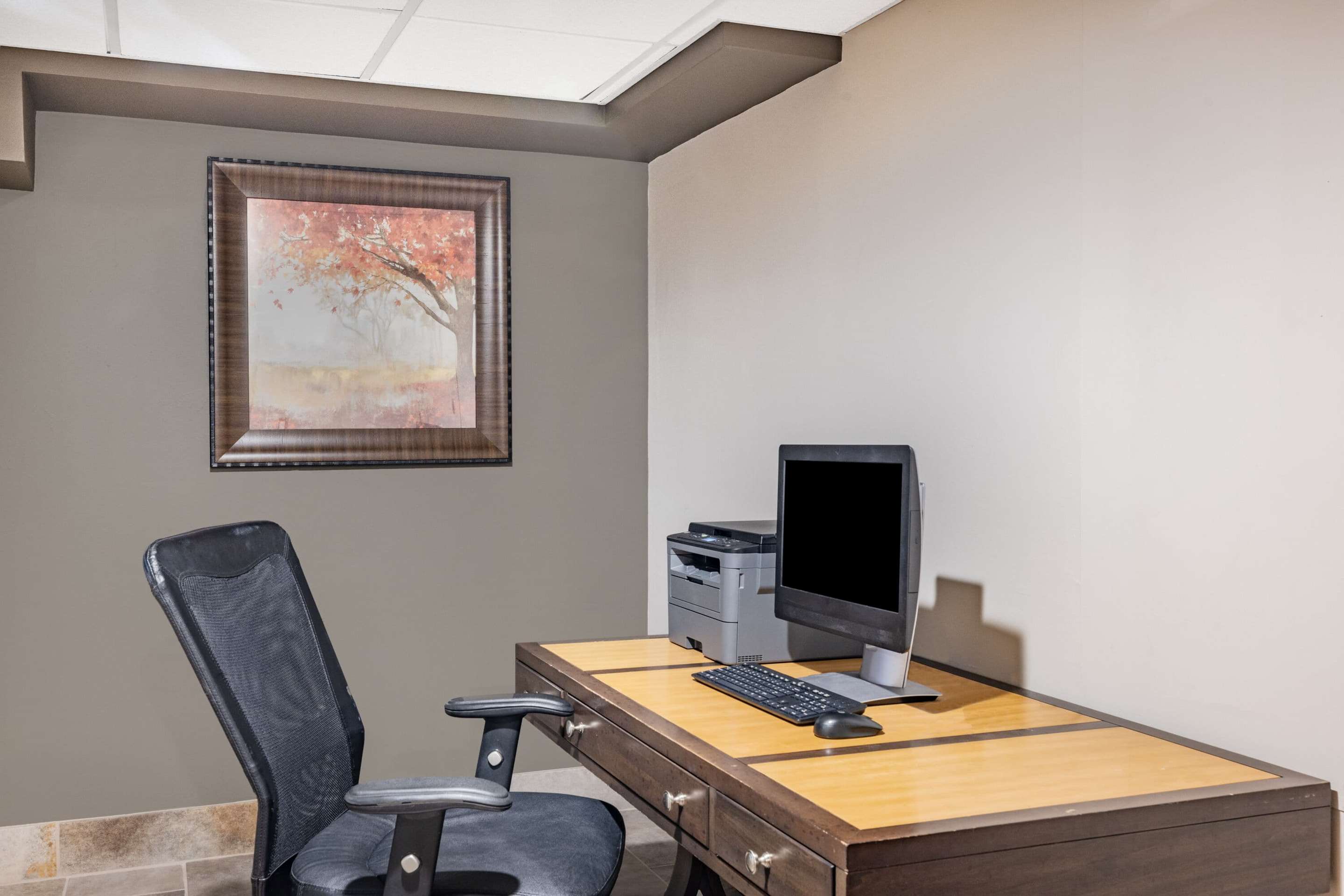 Business Center | AmericInn by Wyndham Apple Valley