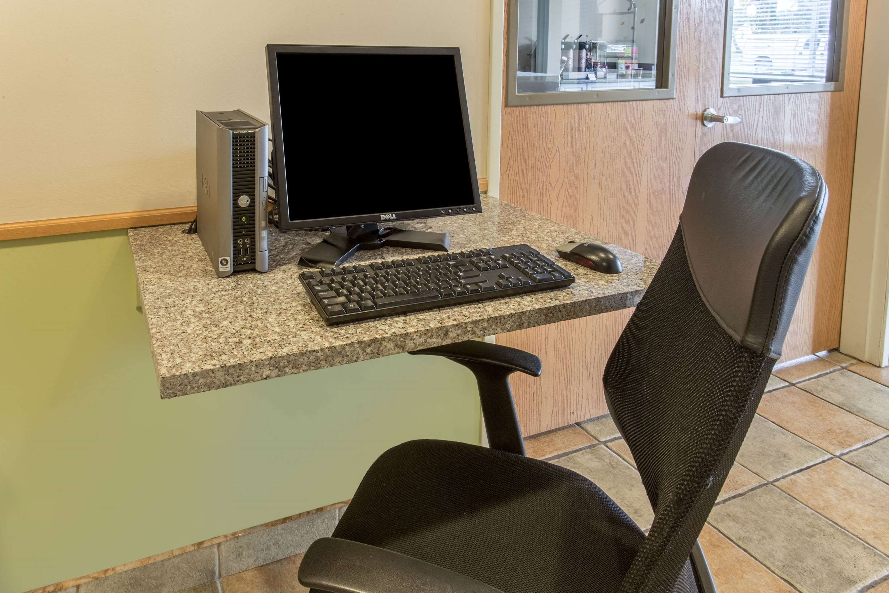 Business Center | AmericInn by Wyndham Streator