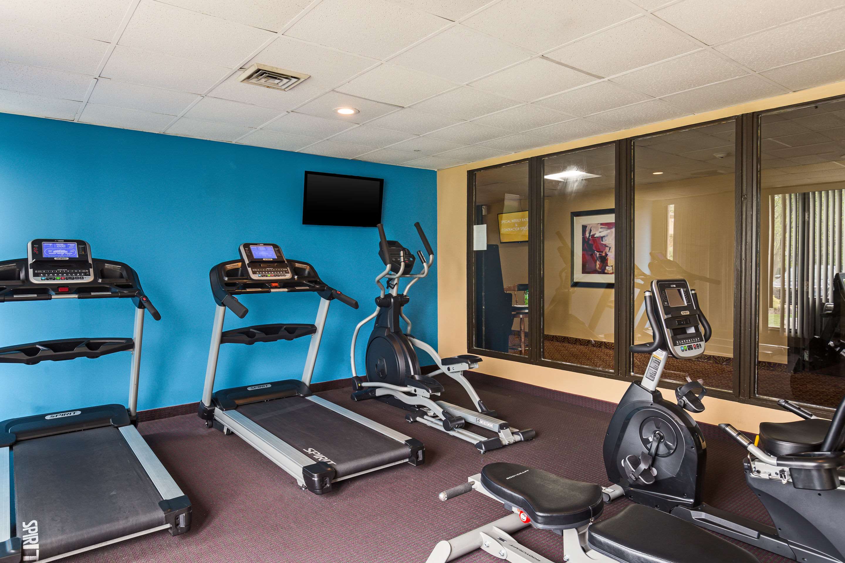 Fitness center | Clarion Inn & Suites Stroudsburg - Poconos