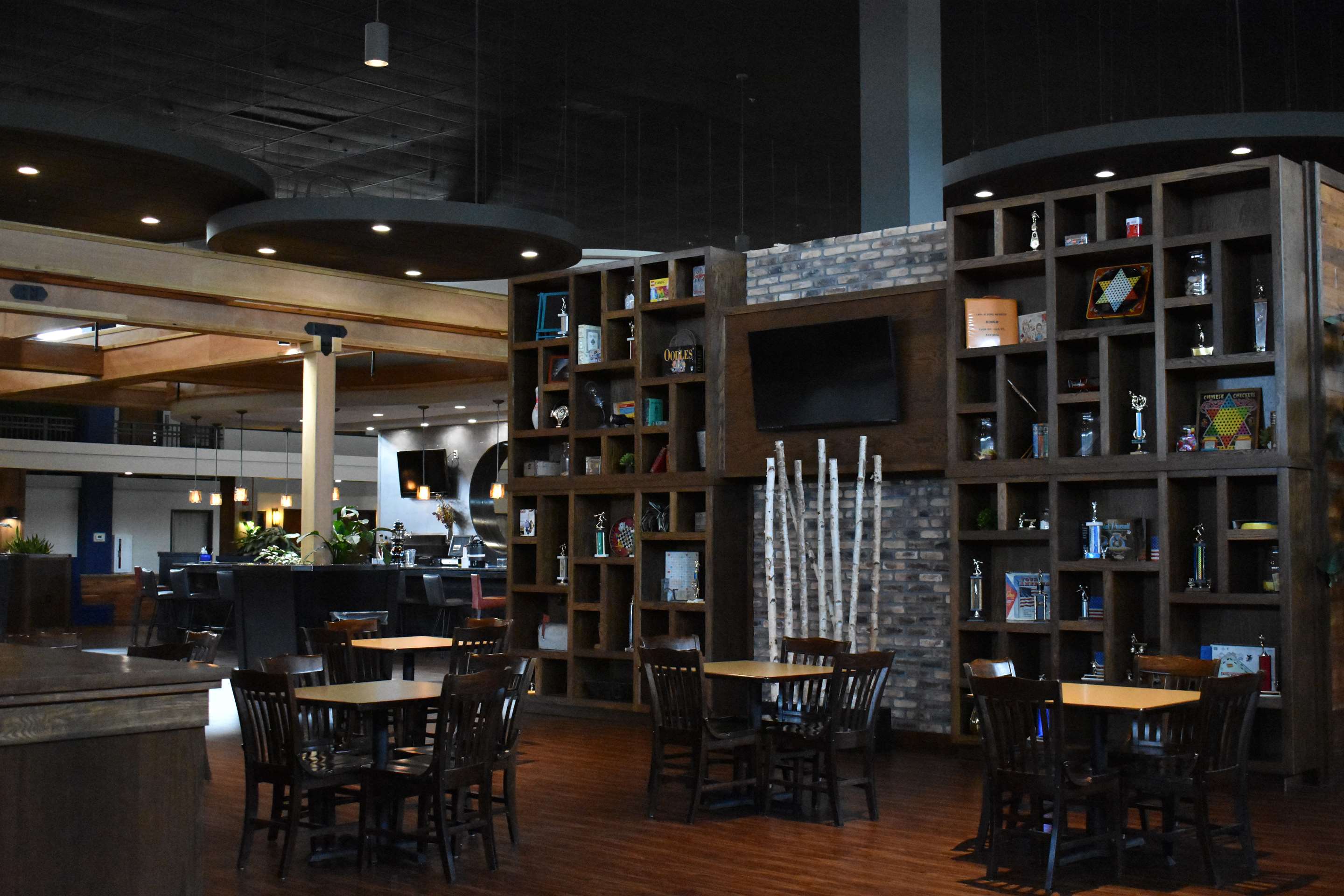 Restaurant | Ramada Plaza by Wyndham Omaha