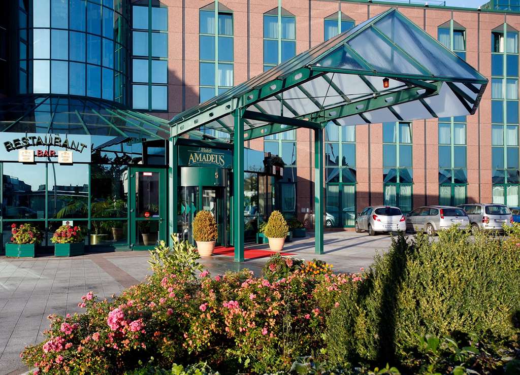 Hotel Amadeus First Class Frankfurt Germany Hotels Gds Reservation Codes Travel Weekly