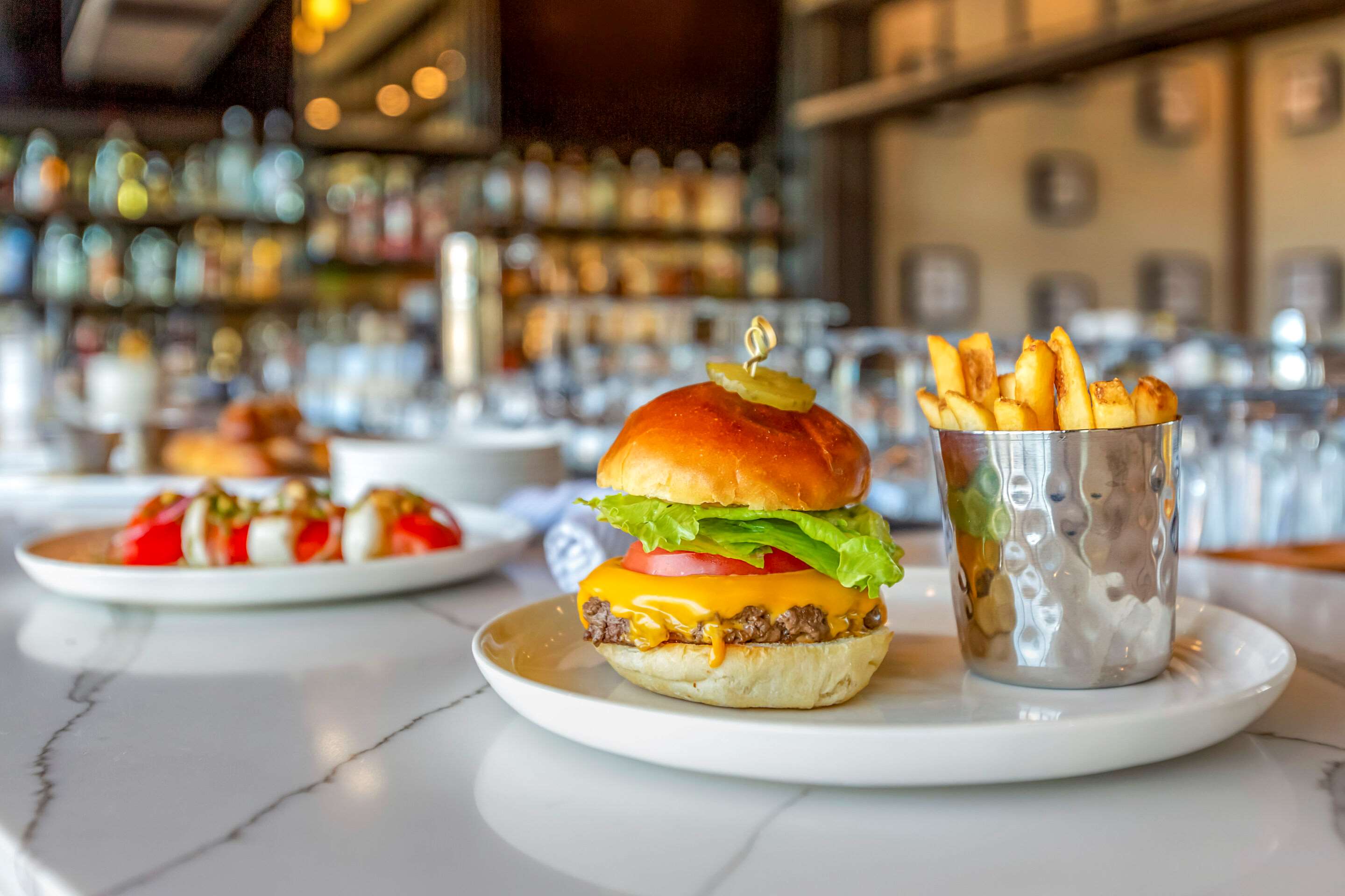 On-site restaurant | Cambria Hotel Sonoma Wine Country