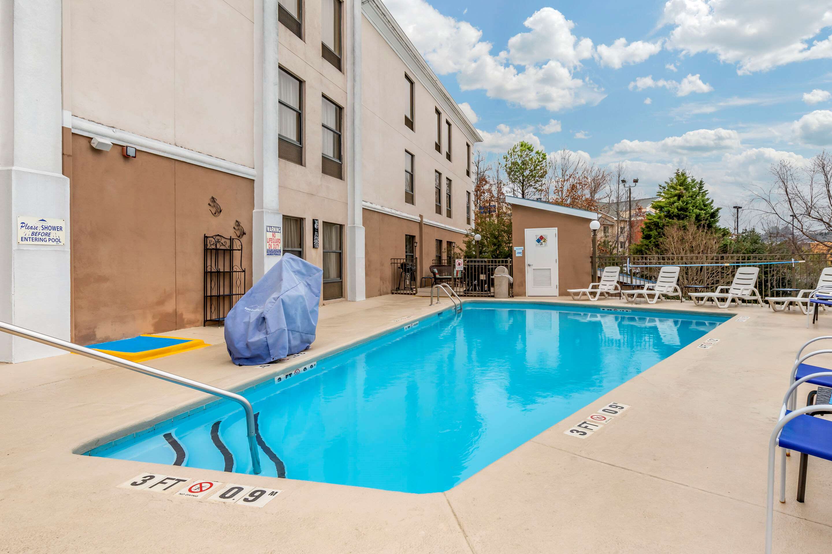 Outdoor pool | Comfort Inn & Suites Asheboro East