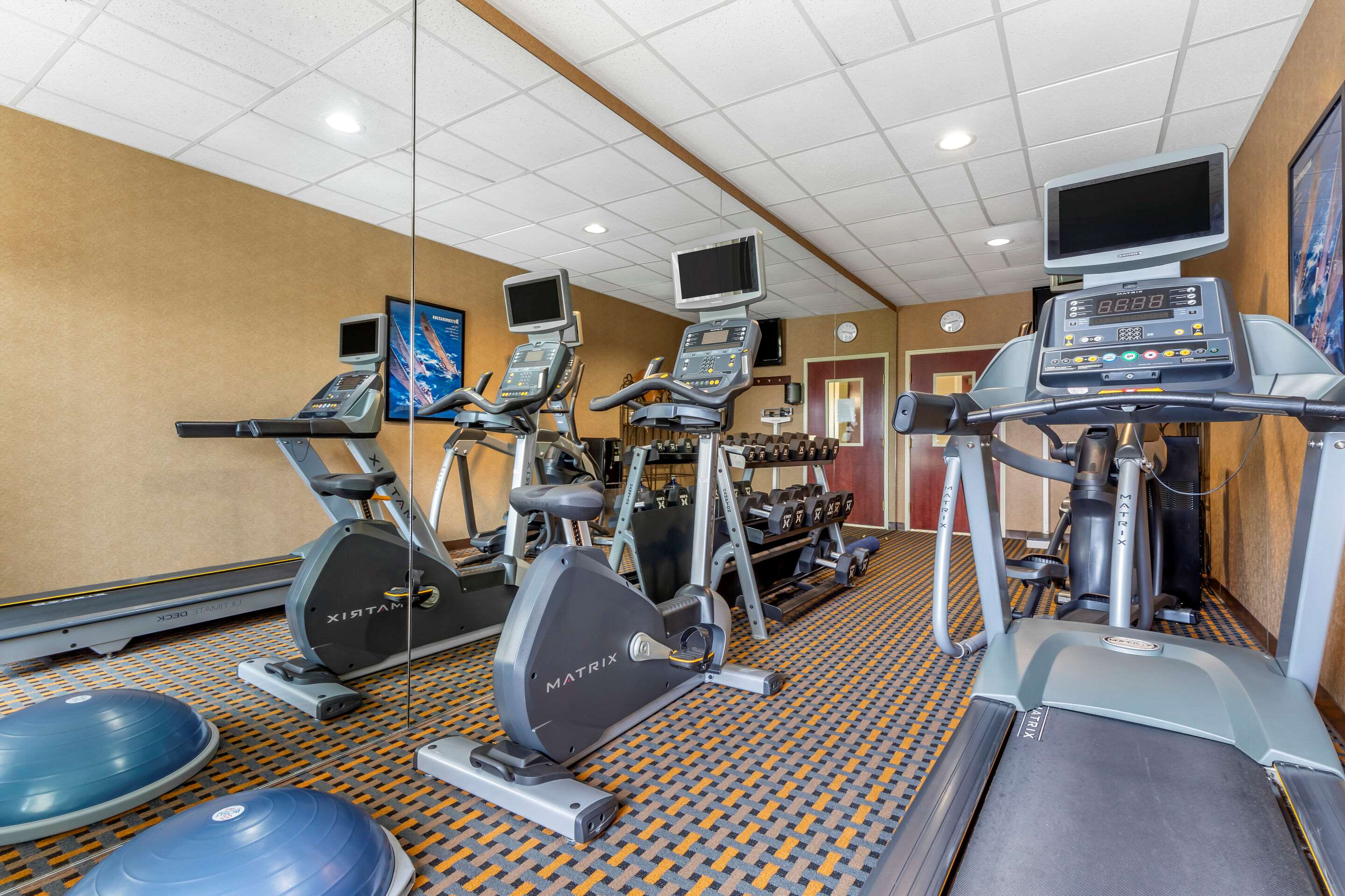 Fitness center | Comfort Inn & Suites Asheboro East