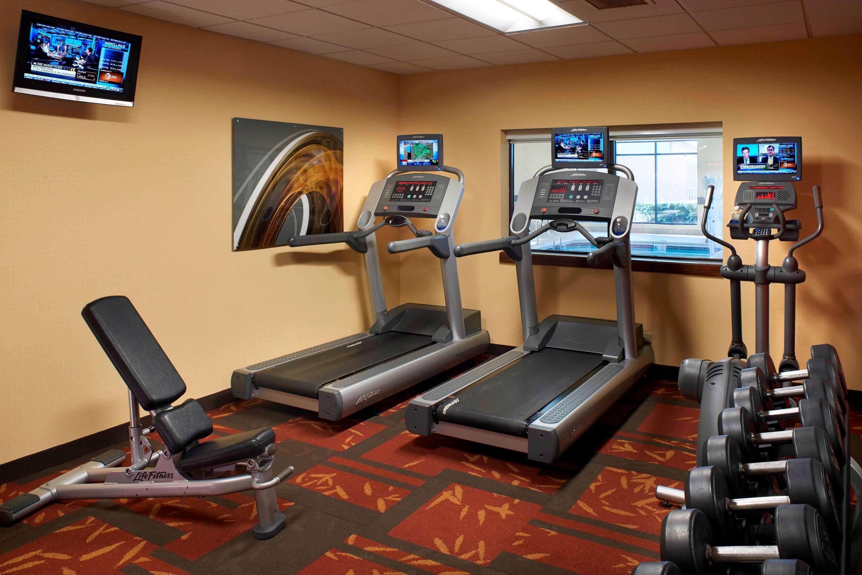 Fitness center | Sonesta Select Arlington Heights