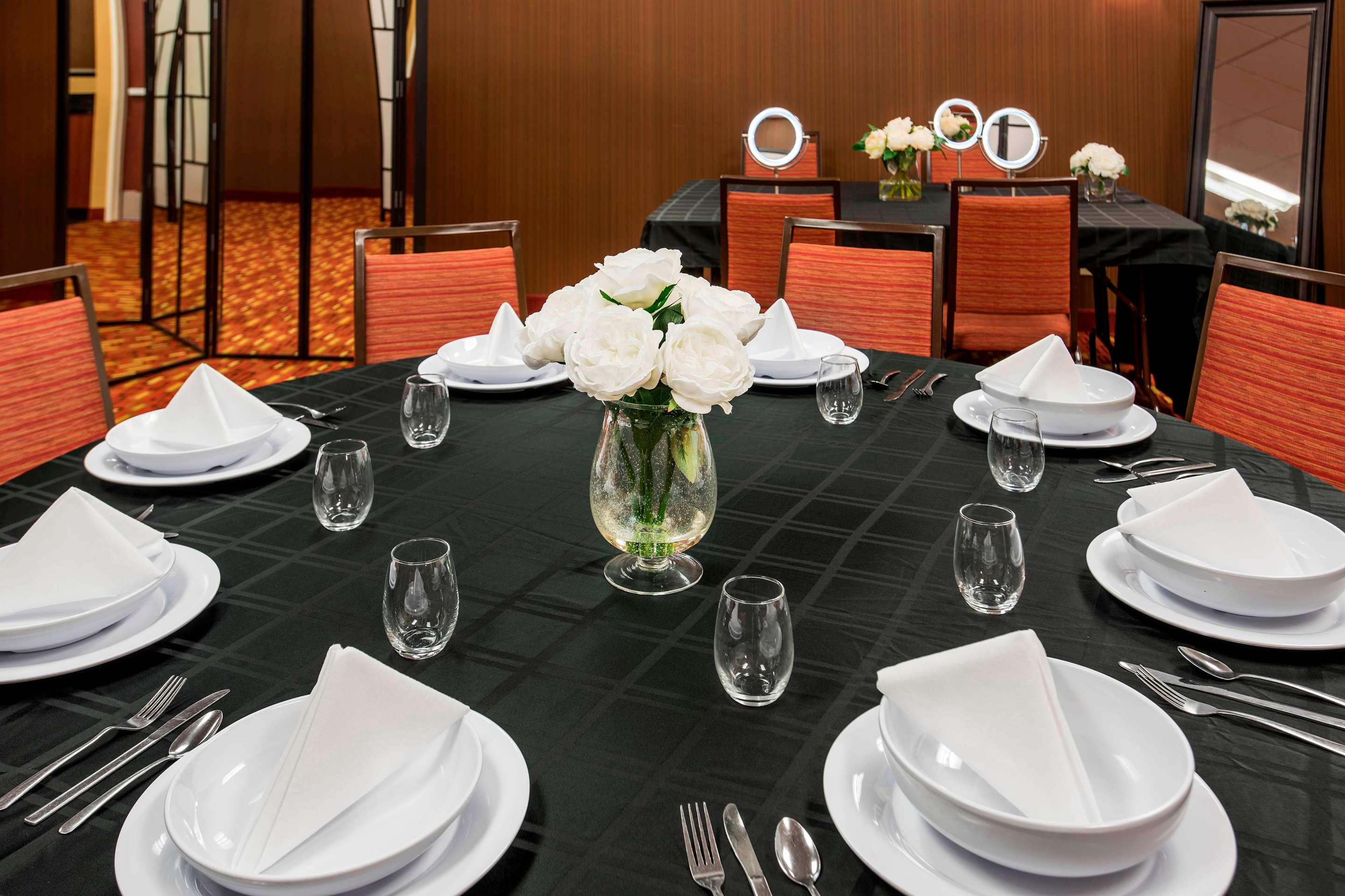 Wedding table setup | Sonesta Select Arlington Heights