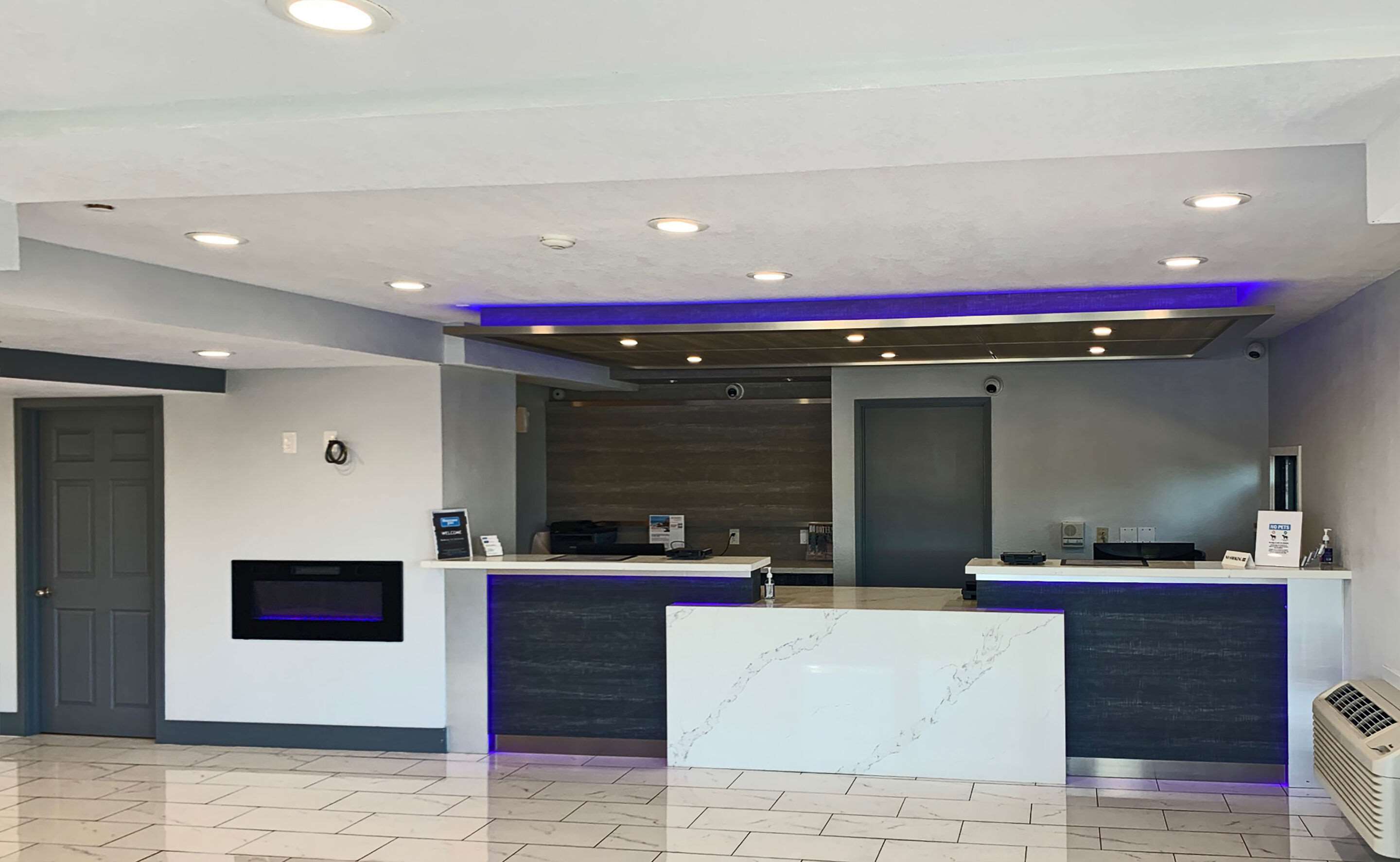 Front desk | Rodeway Inn Sacramento-University Area