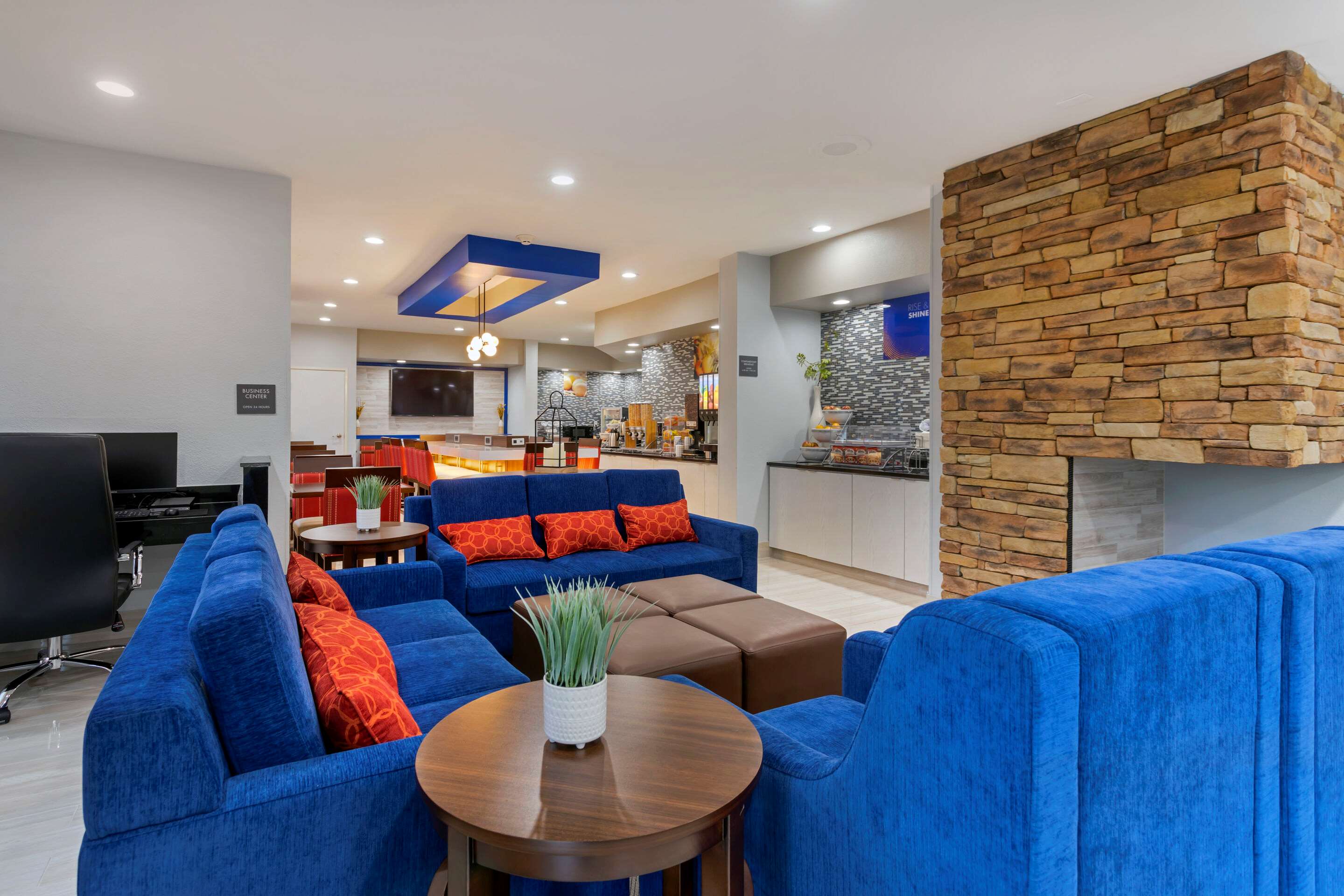 Lobby with sitting area