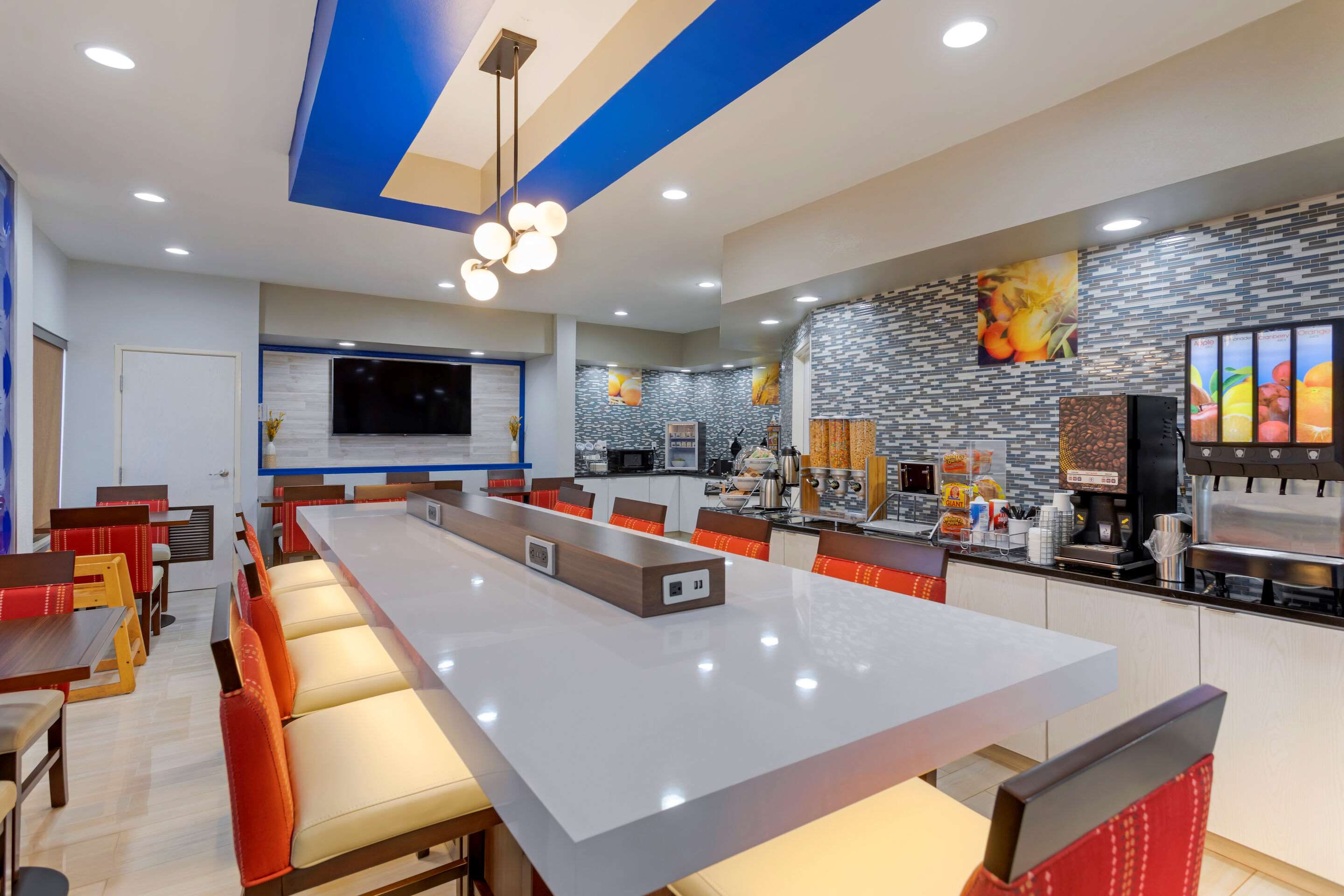 Breakfast area