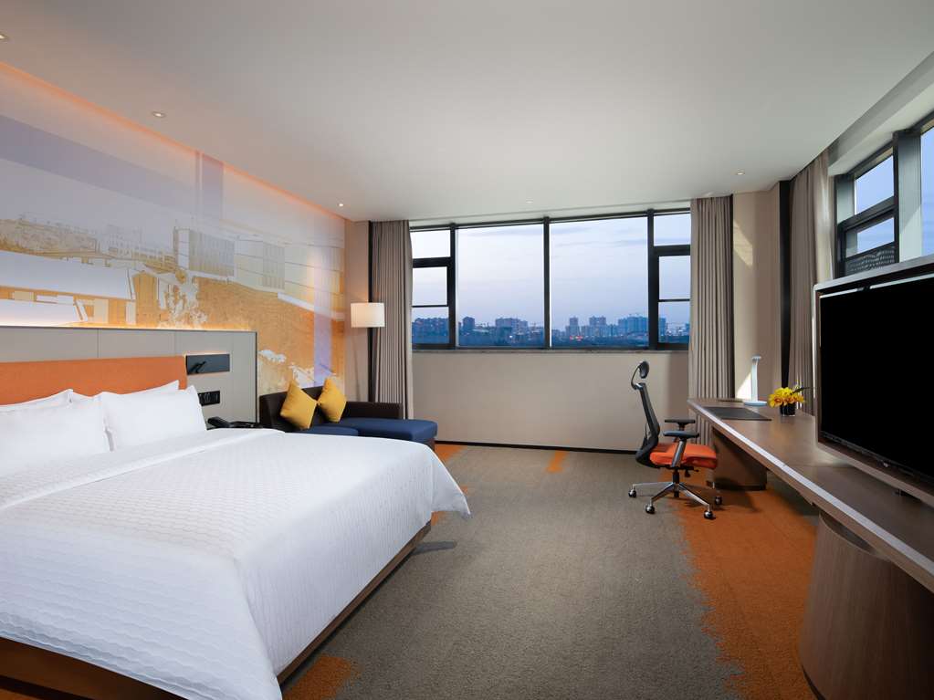 Hampton by Hilton Yangzhou East Railway Station