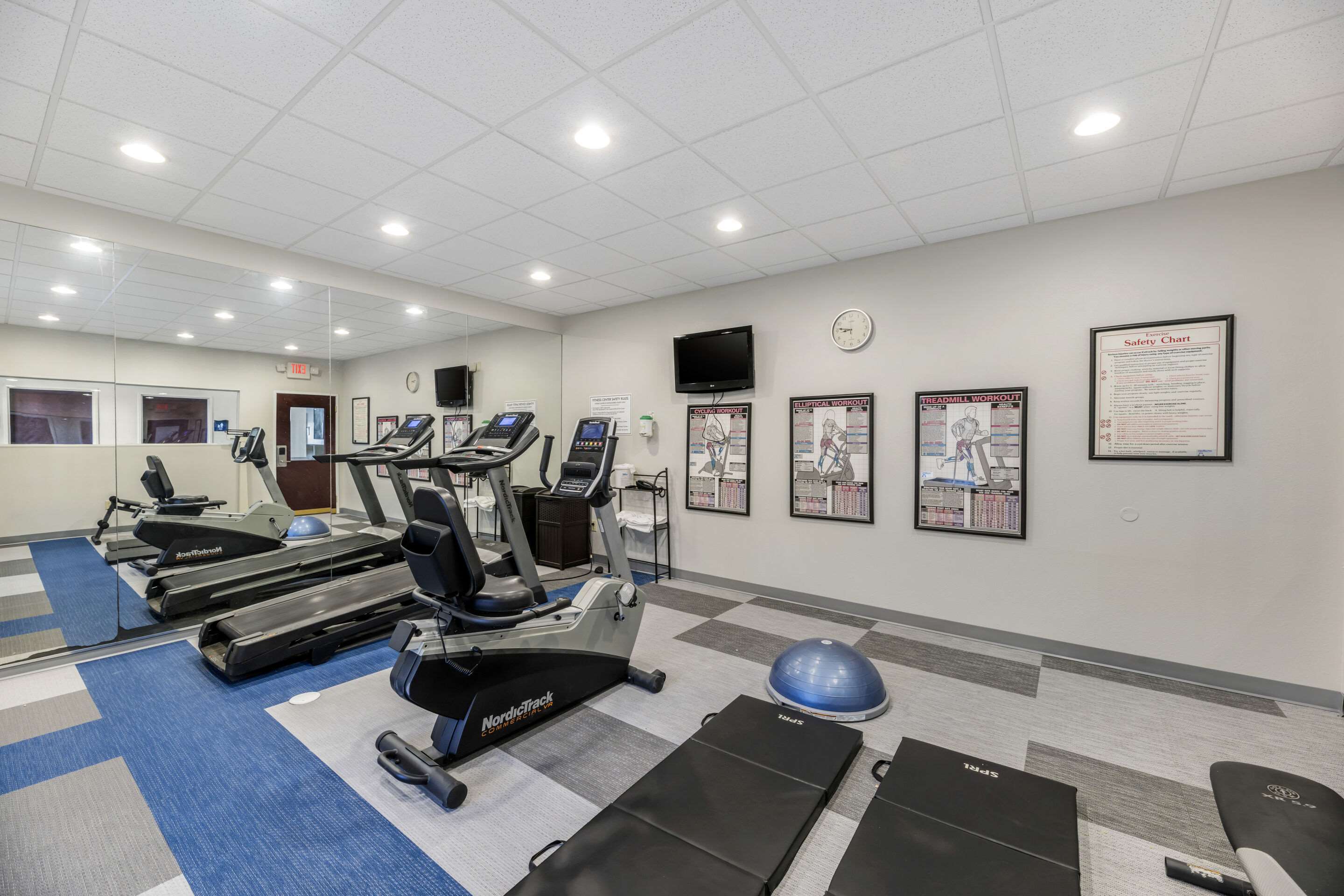 Fitness center | Comfort Inn & Suites Andrews
