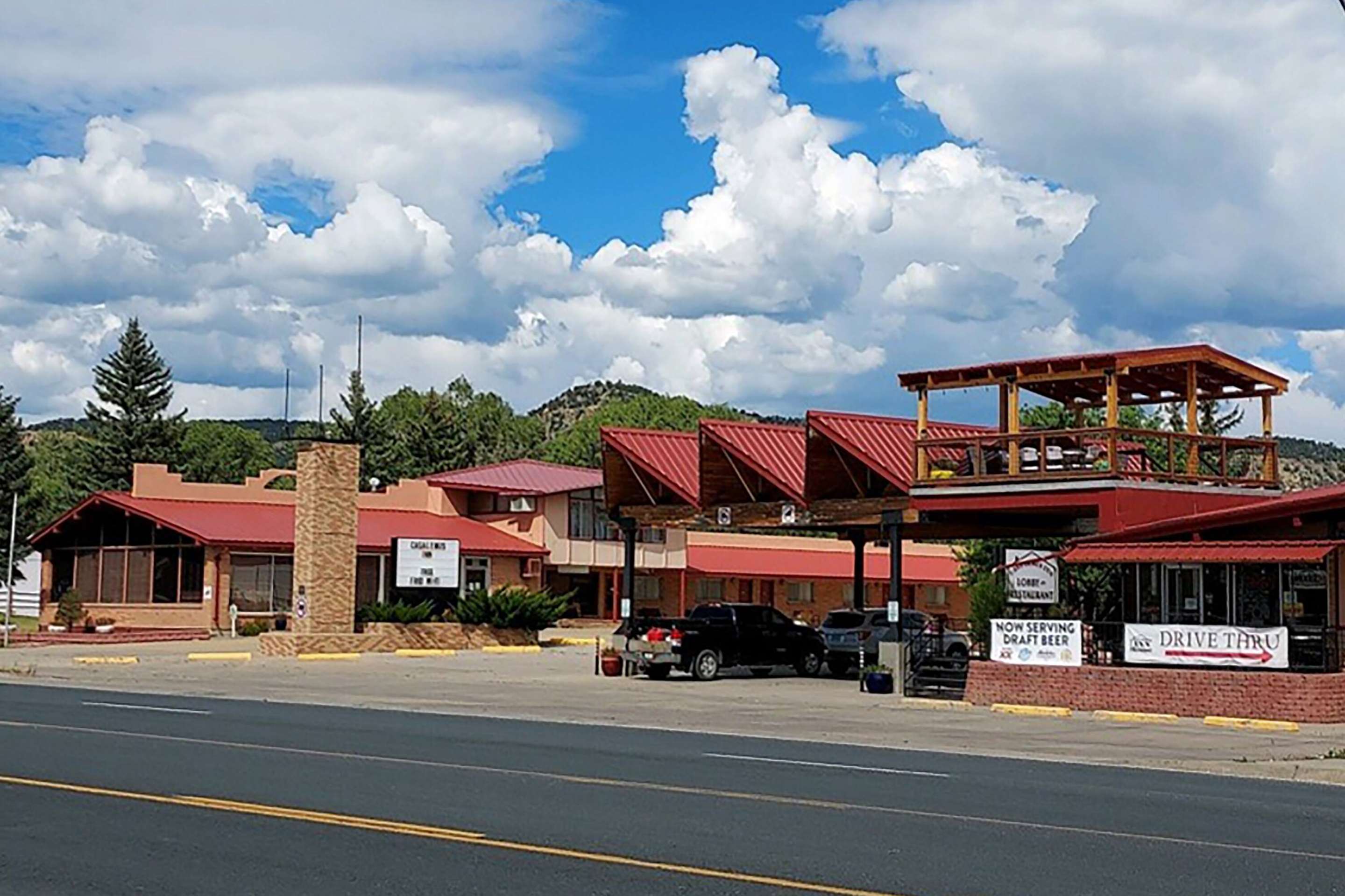 Exterior | Howard Johnson by Wyndham Raton
