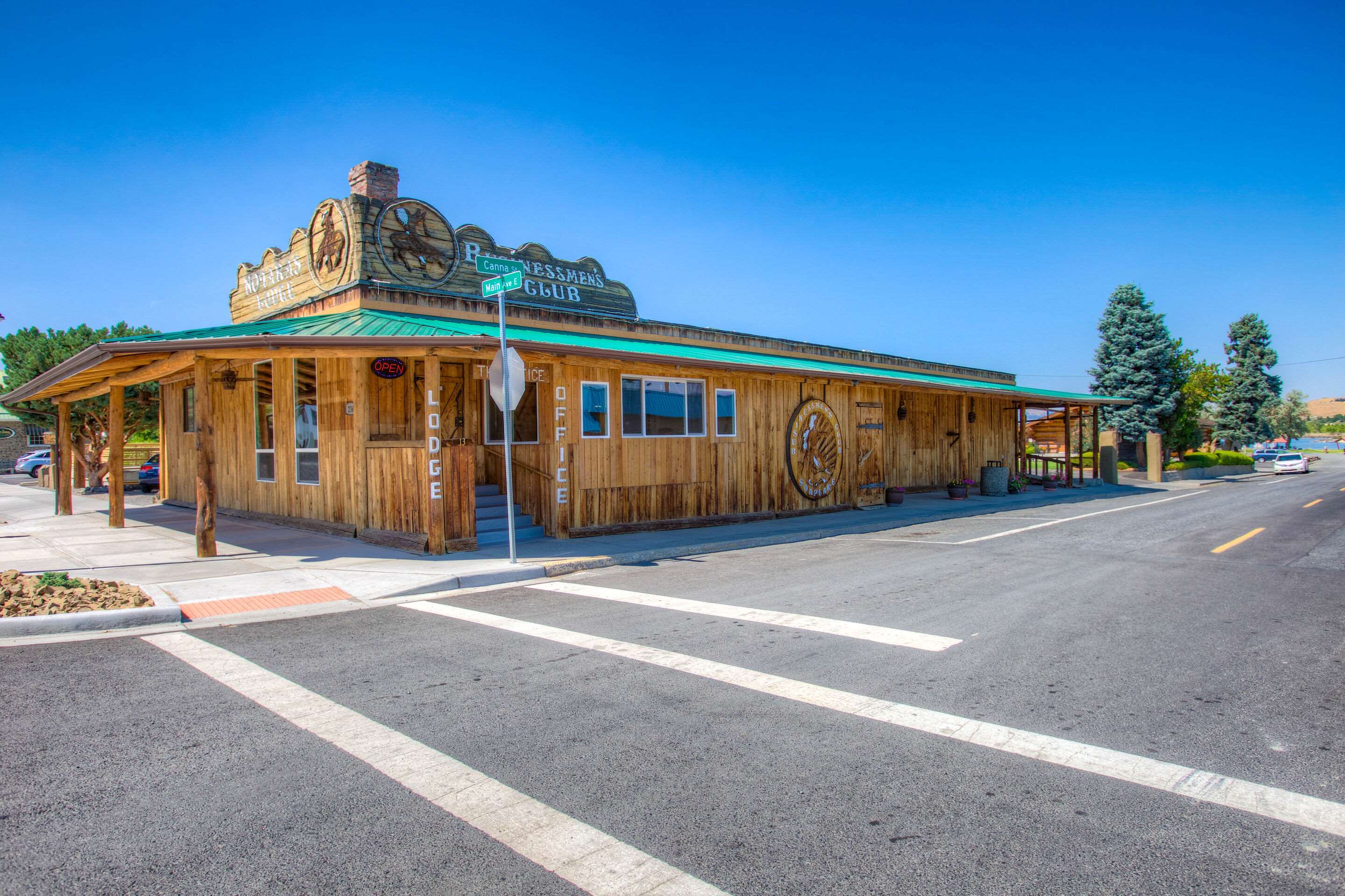 Hotel exterior | Soap Lake Natural Spa and Resort