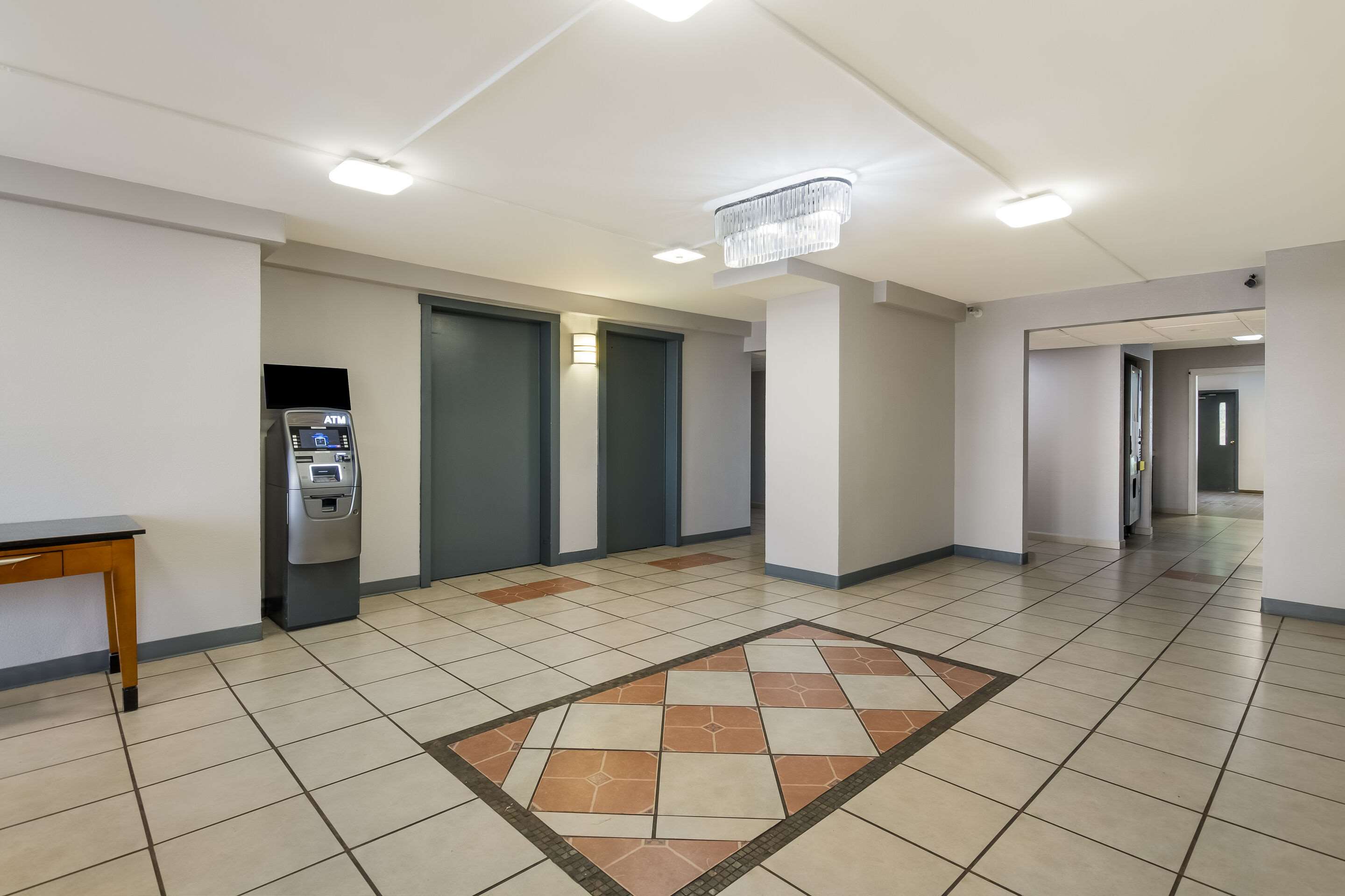 Lobby | Rodeway Inn Roanoke Airport