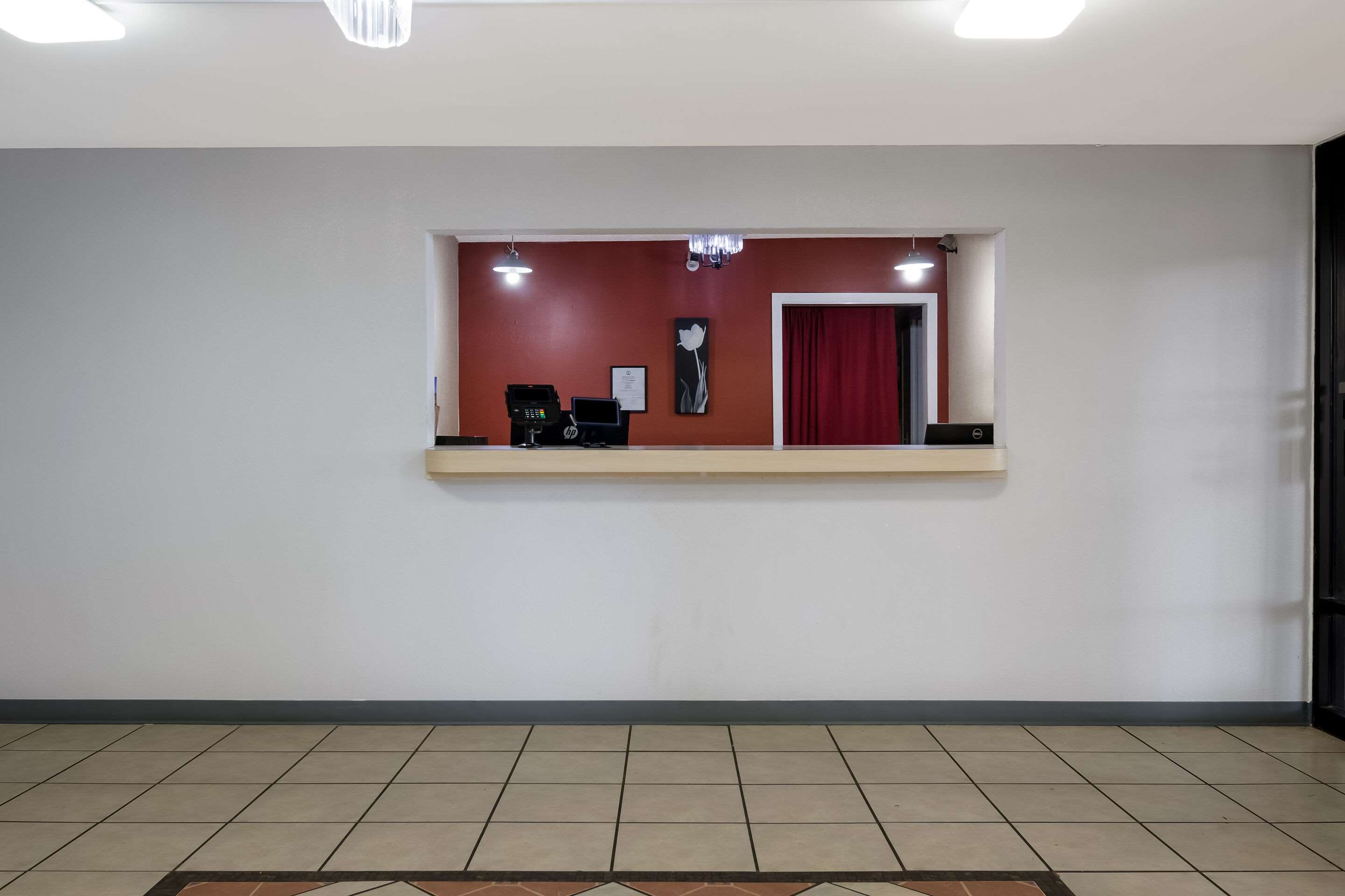 Front desk | Rodeway Inn Roanoke Airport