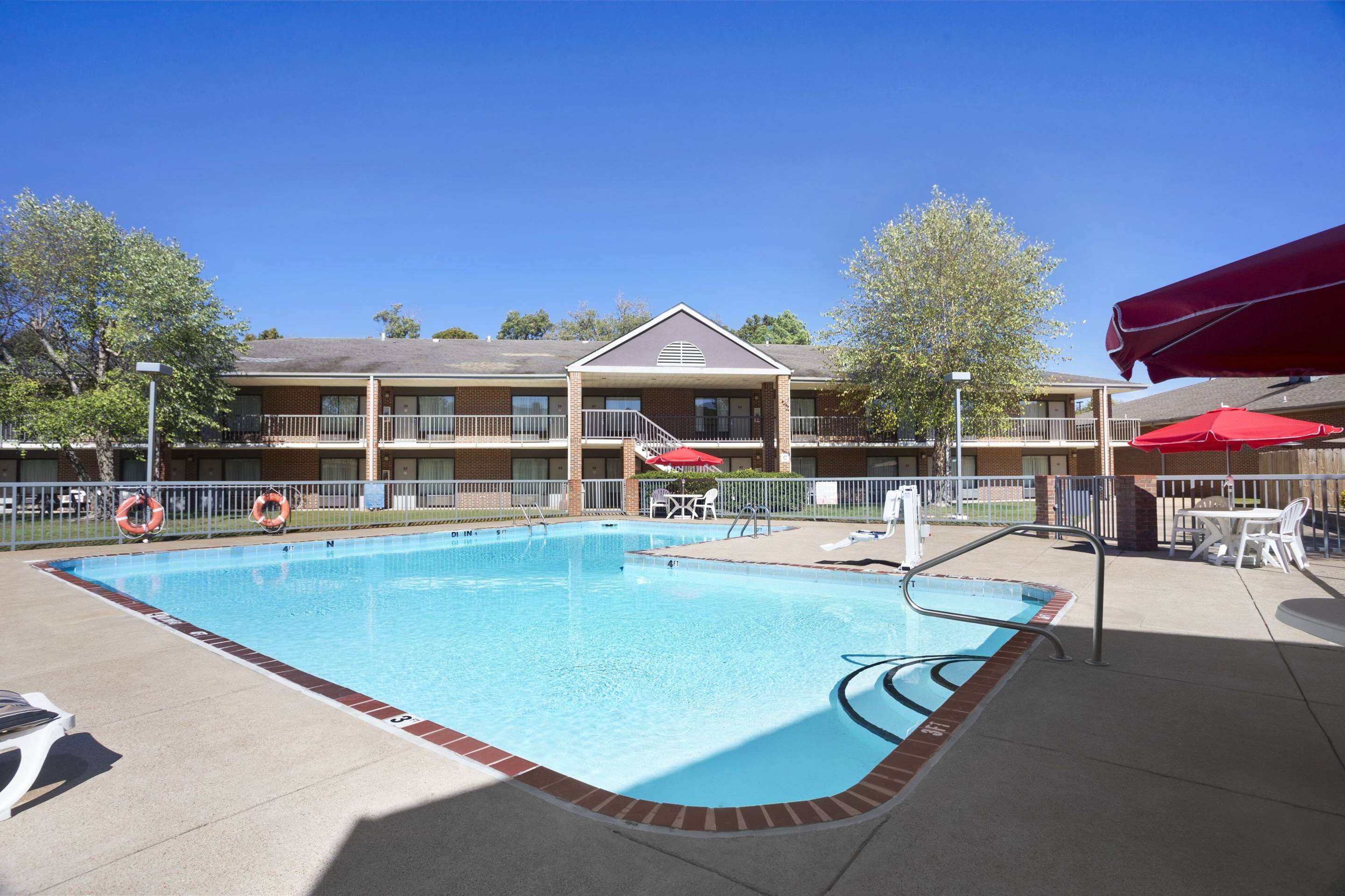 Pool | Ramada by Wyndham Batesville