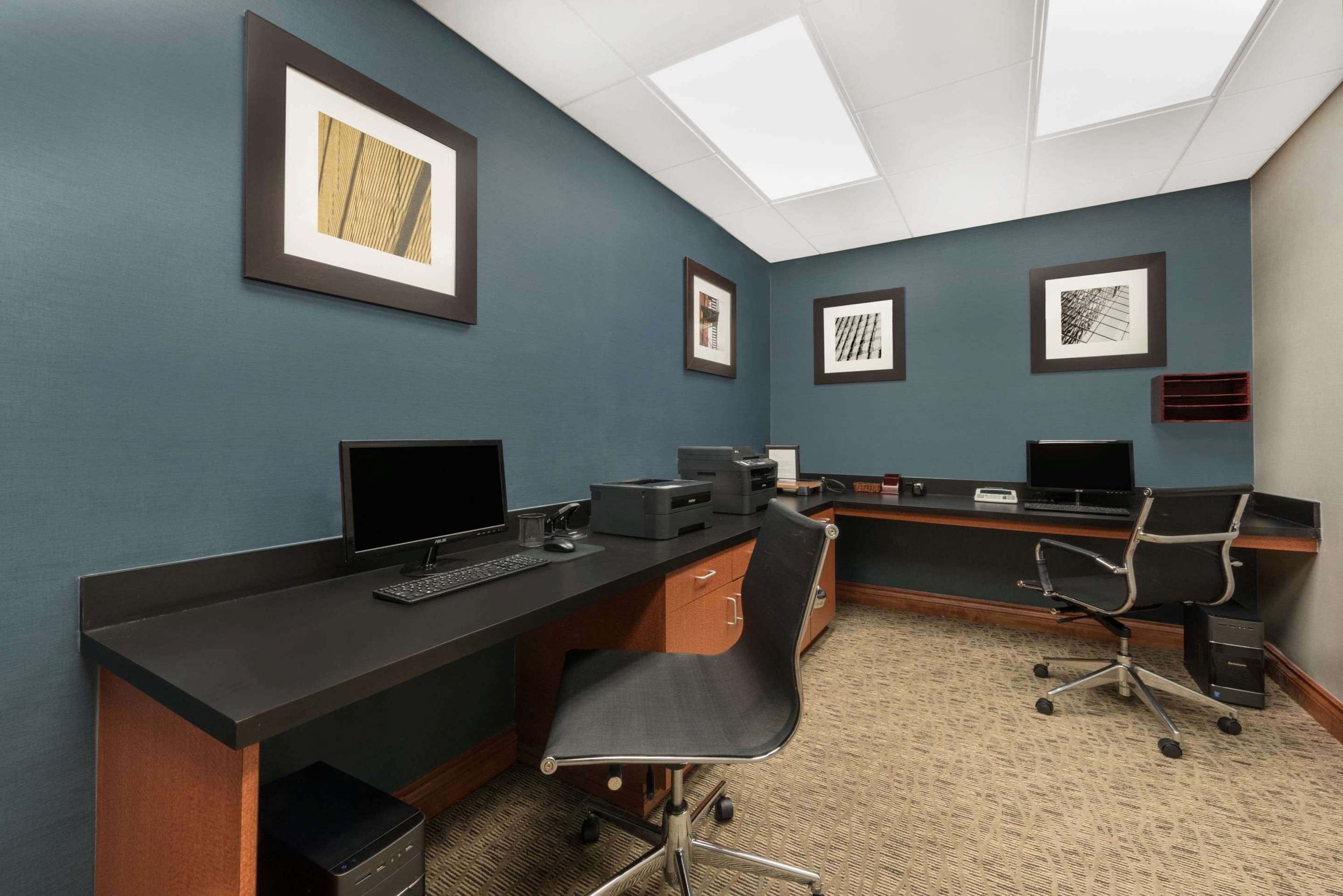 Business Center | Holiday Inn Express And Suites Longview North, an IHG Hotel
