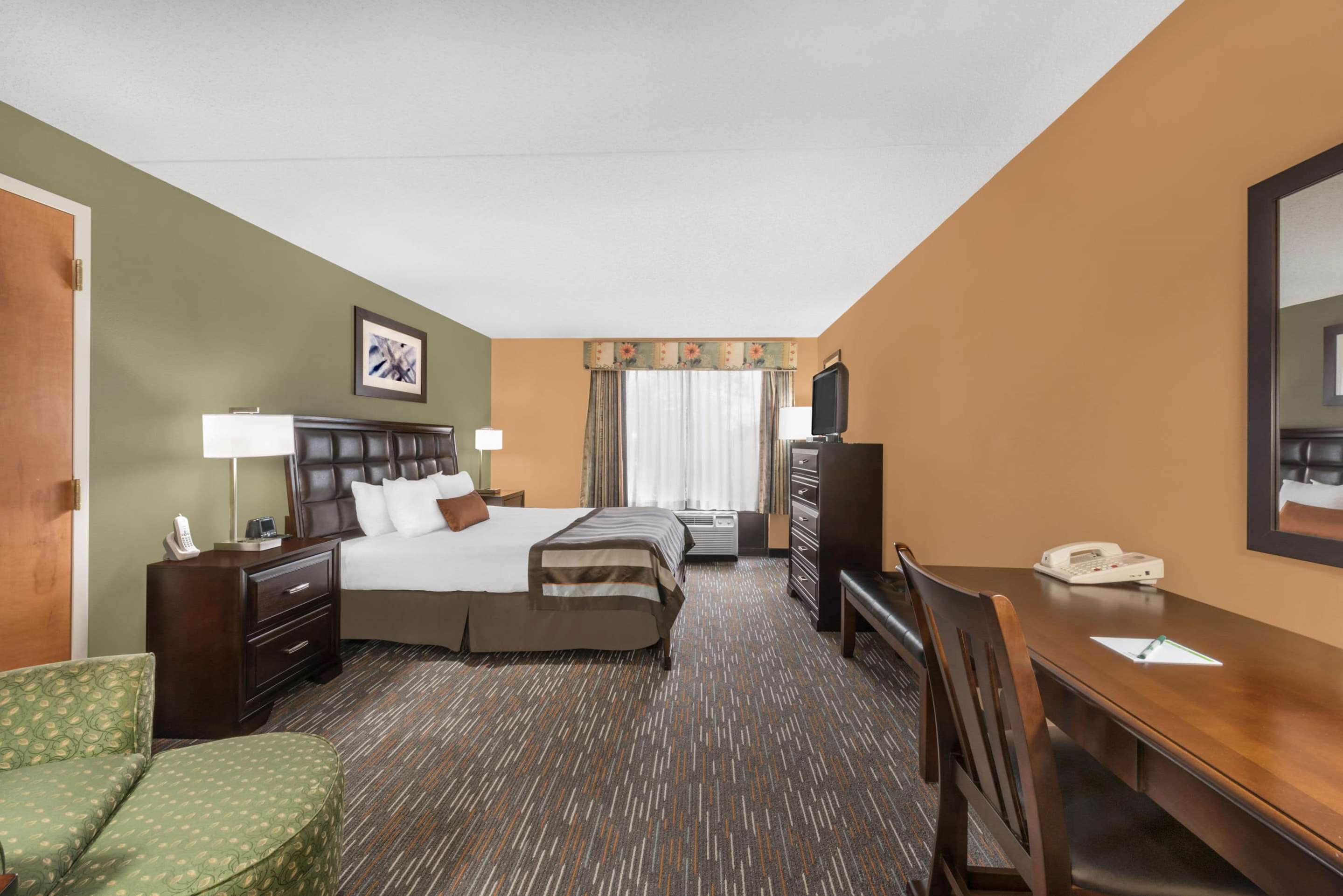 Guest room
