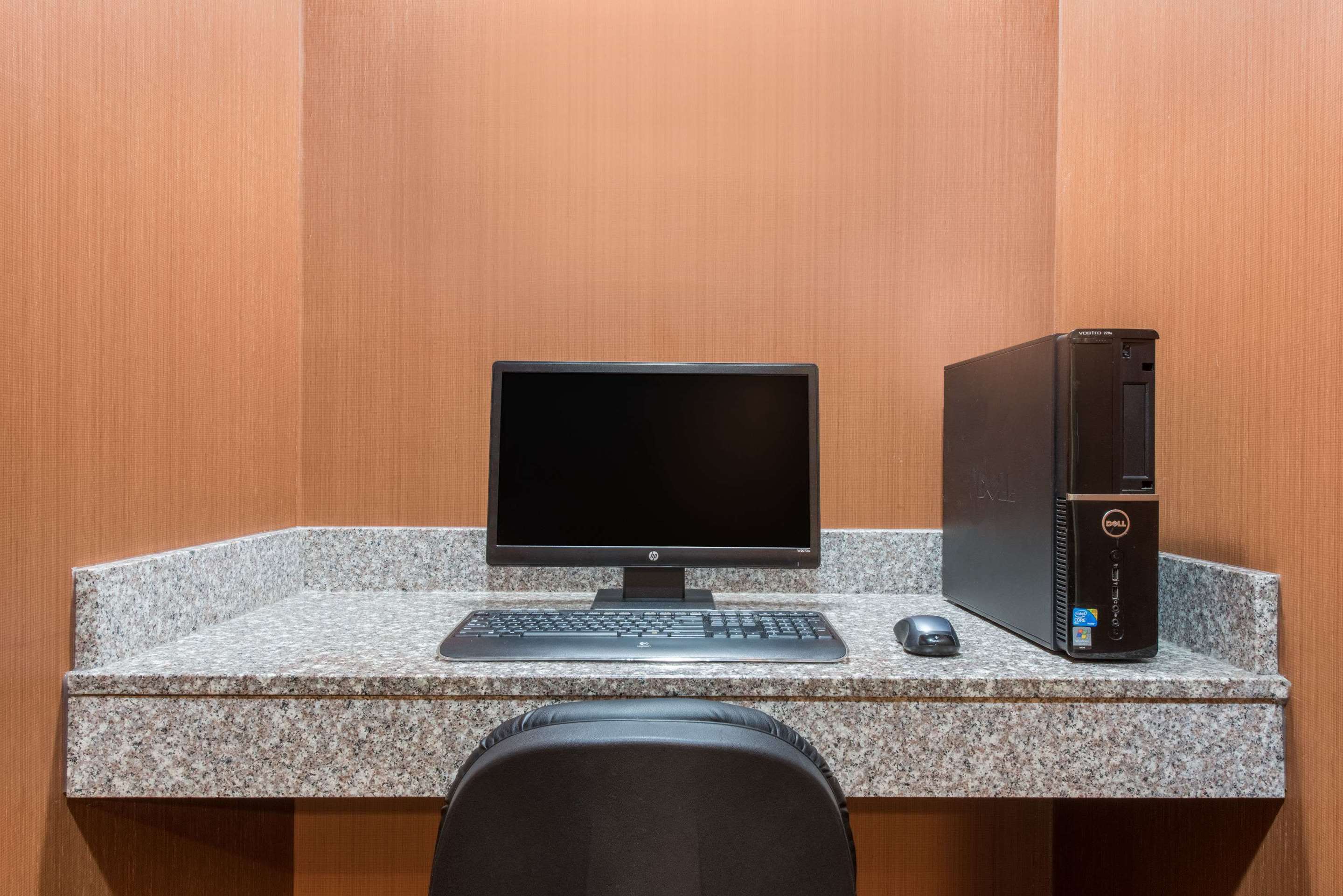 Business Center | Holiday Inn Express Jonestown - Ft. Indiantown Gap, an IHG Hotel